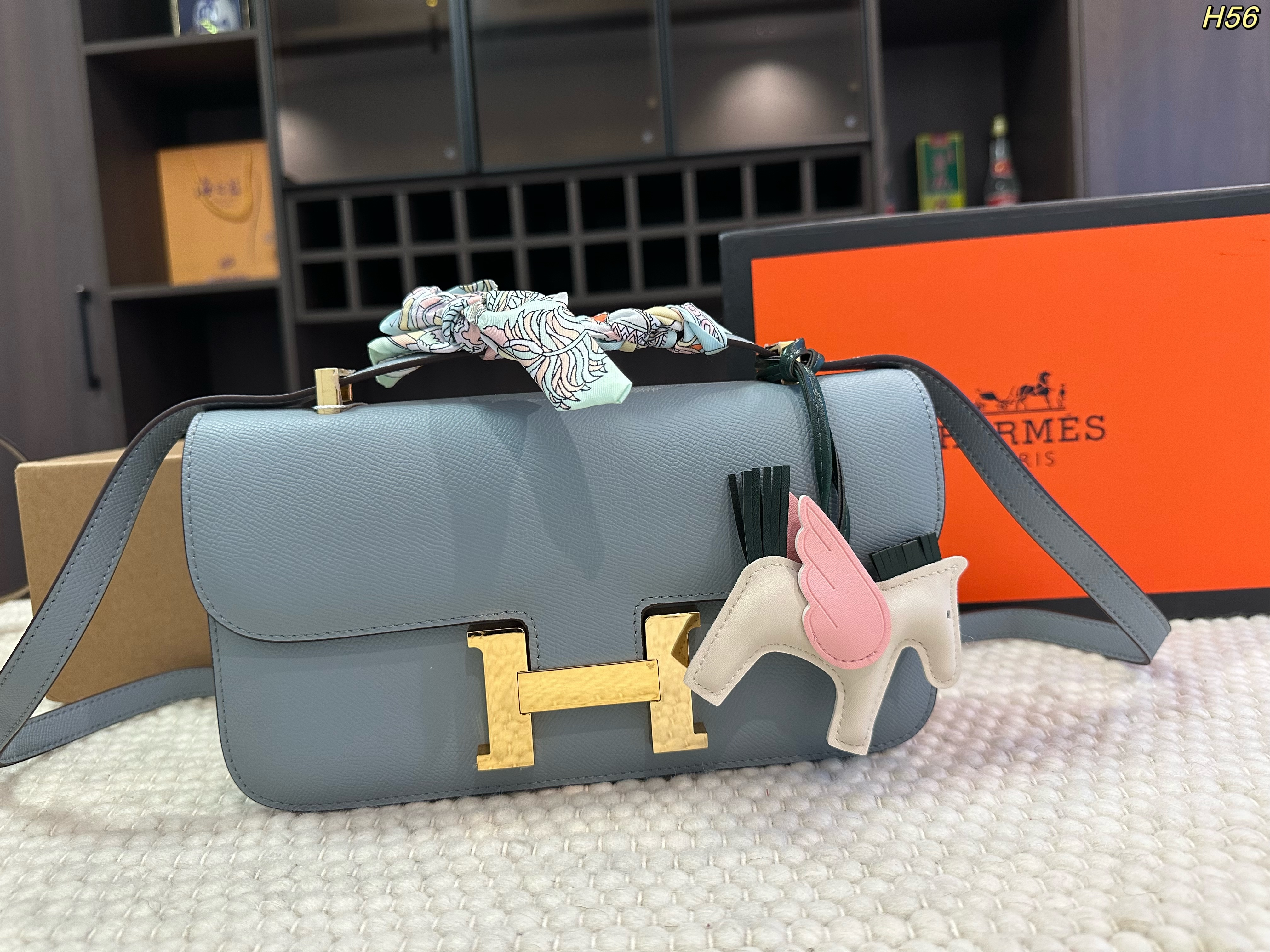 HERMES Constance bag