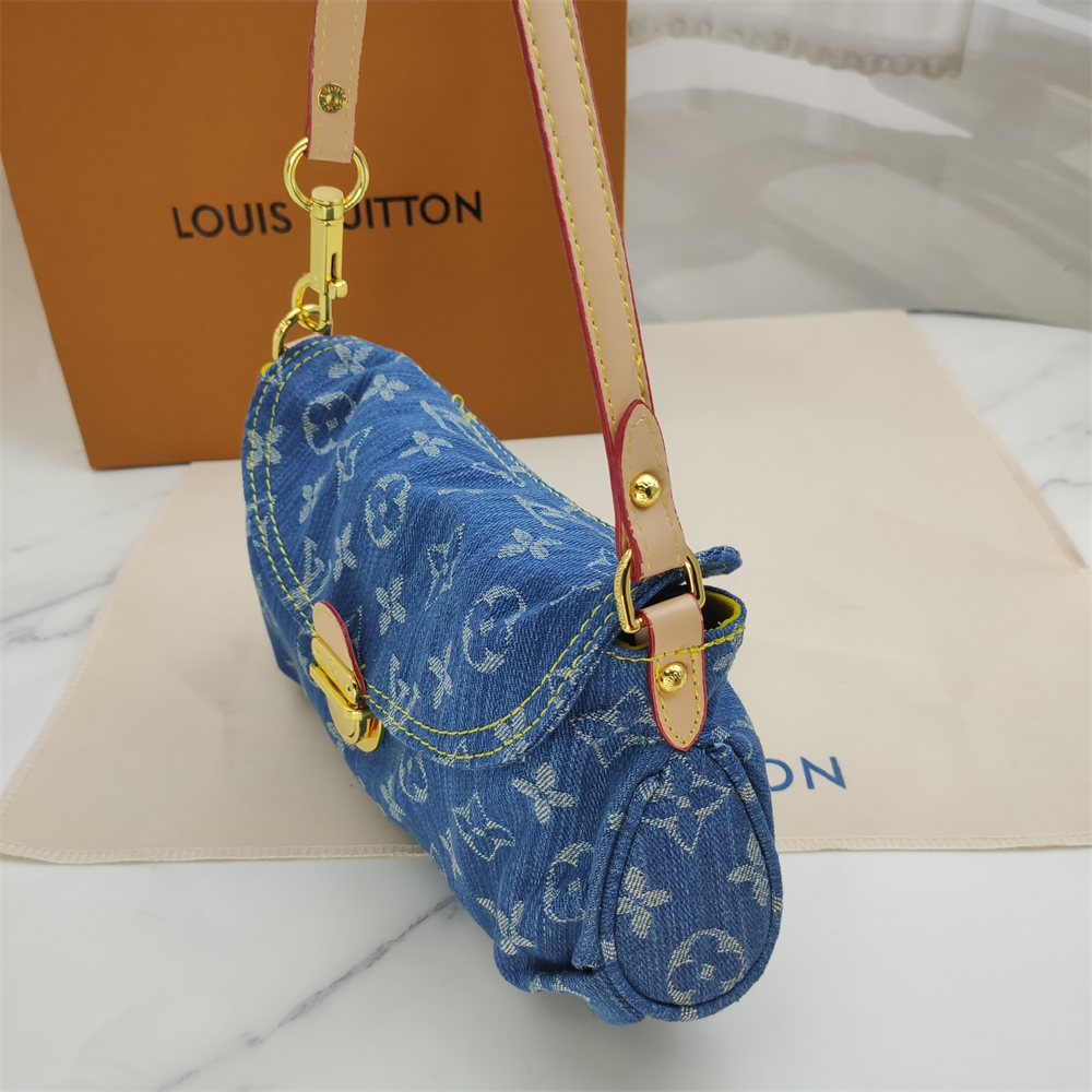 LV Cowboy Underarm Bag 26cm