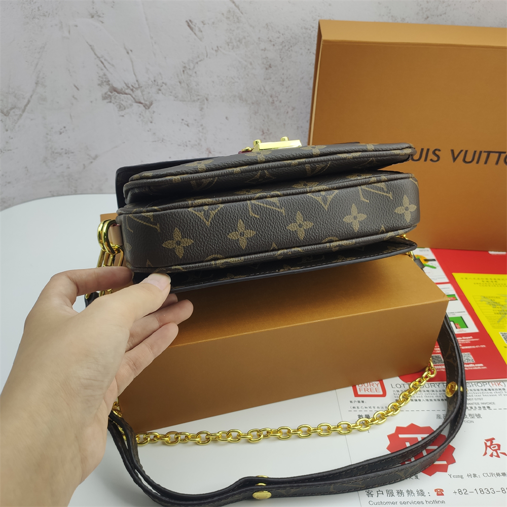 LV Louis Vuitton Pochette Metis East West
