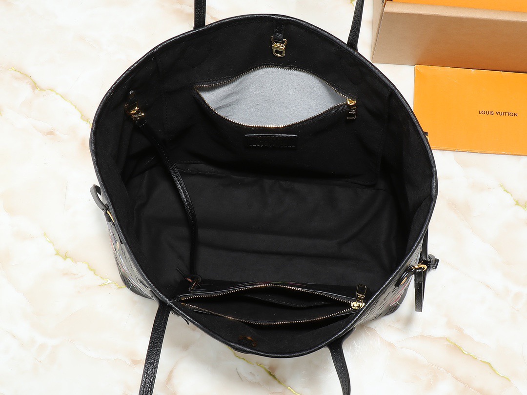 LV&Murakami Takashi Neverfull monogram bag