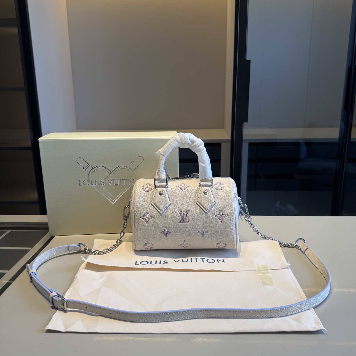 LV Dreamy Purple Series Speedy 20 Bag