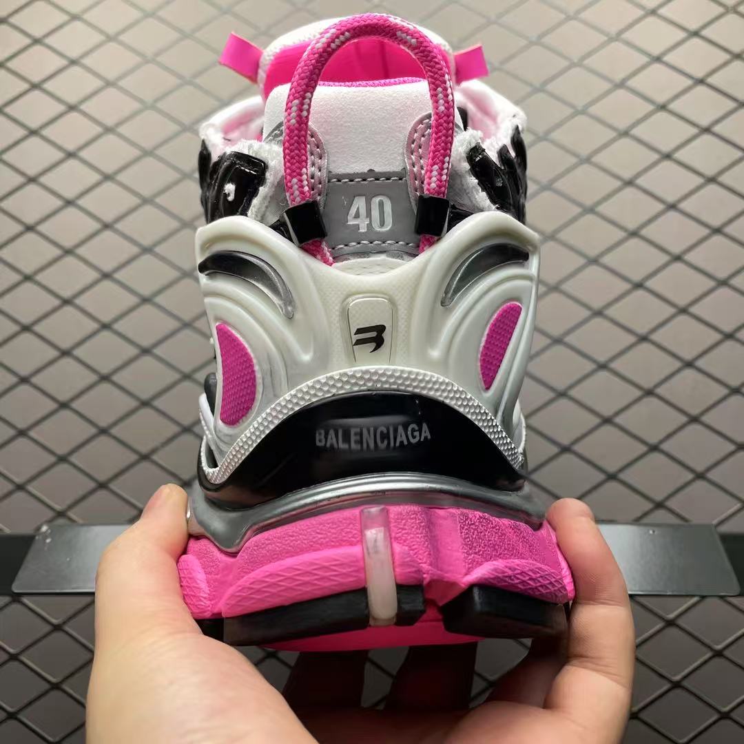 Balenciaga Runner retro shoes