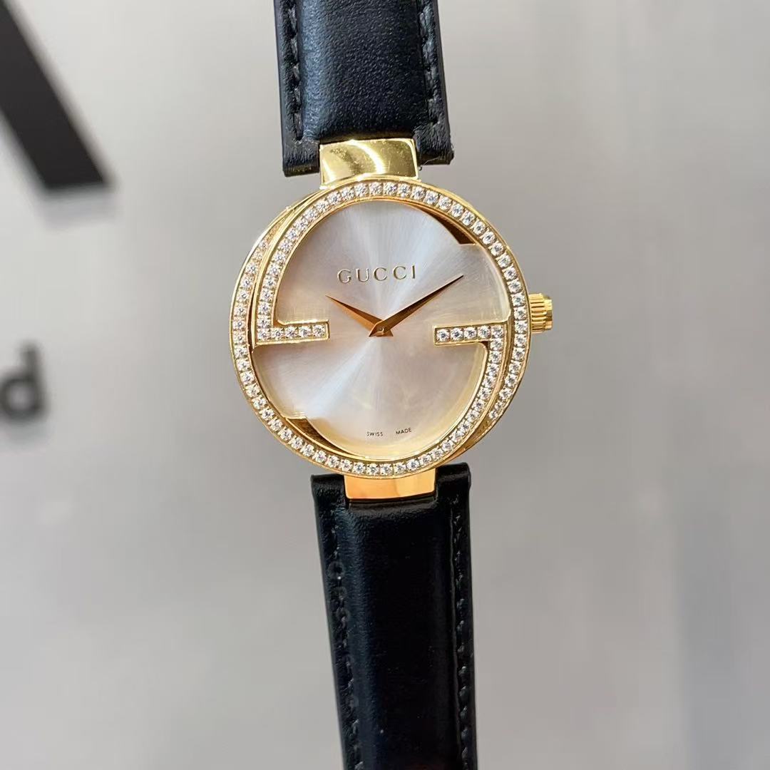 GUCCI Double G watch