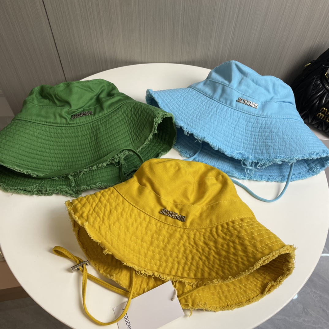 Jacquemus fisherman's hat.