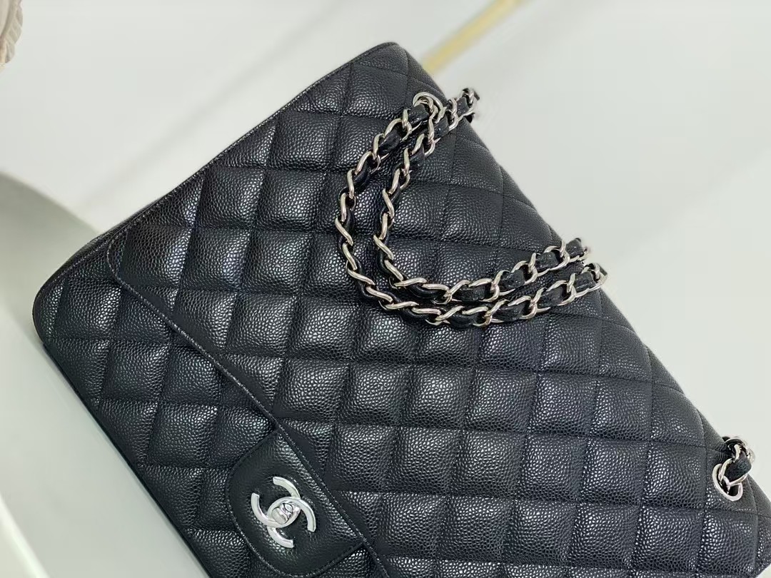 High-quality Chanel MAX Classic CF 33cm