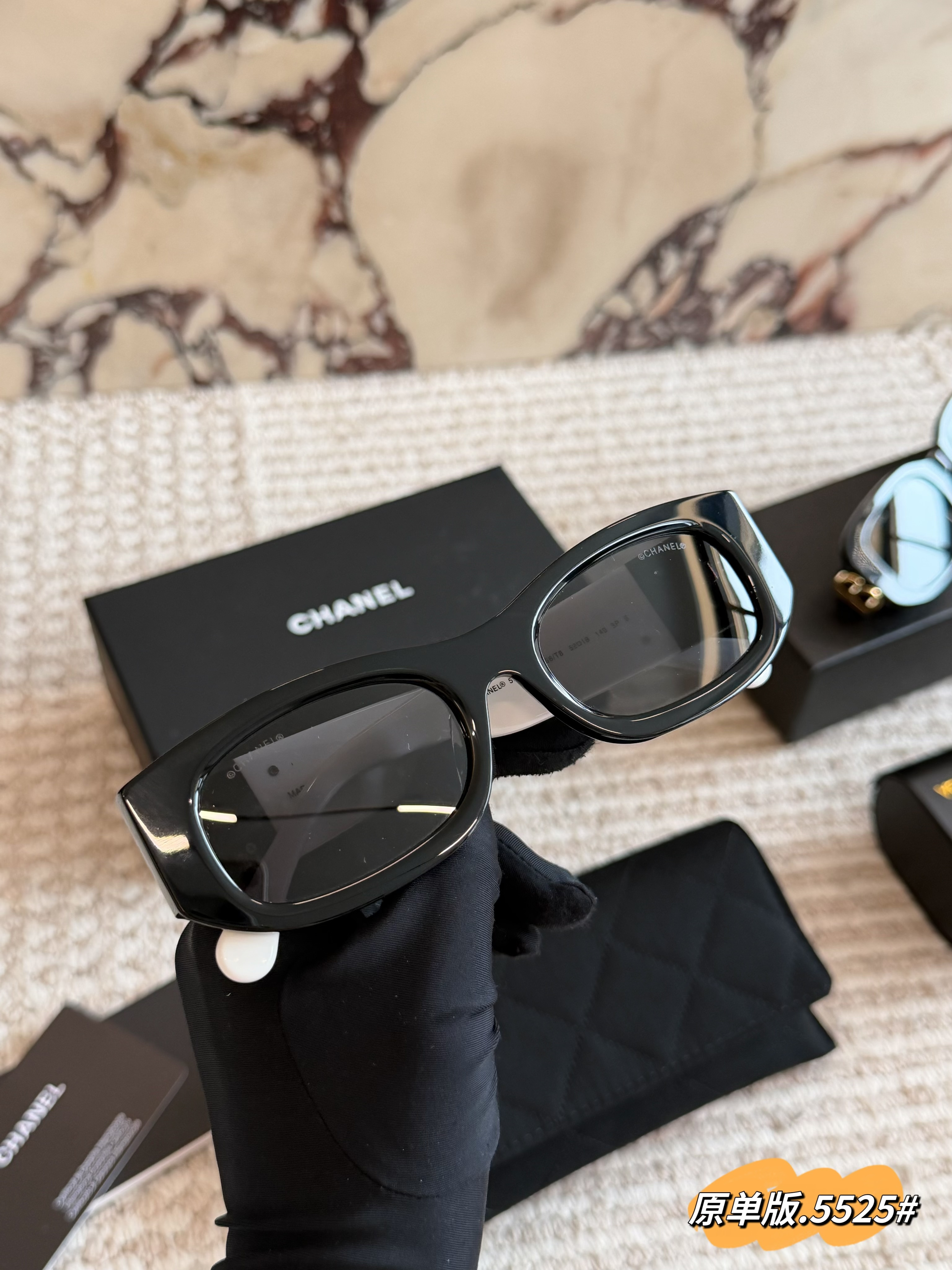 CHANEL sunglasses