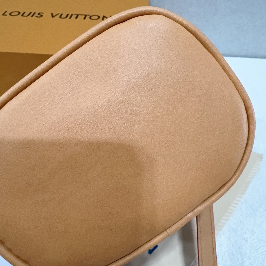 Louis Vuitton Retro Presbyopia Drawstring Mini Bucket Bag Versatile Shoulder Crossbody Bag Handheld Women's Bag