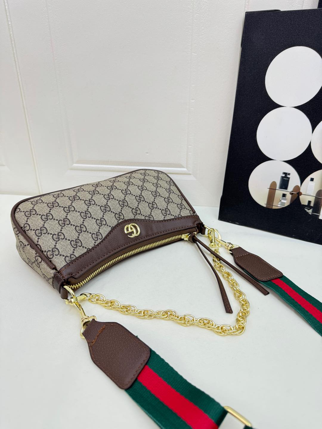Gucci new underarm/mahjong bag