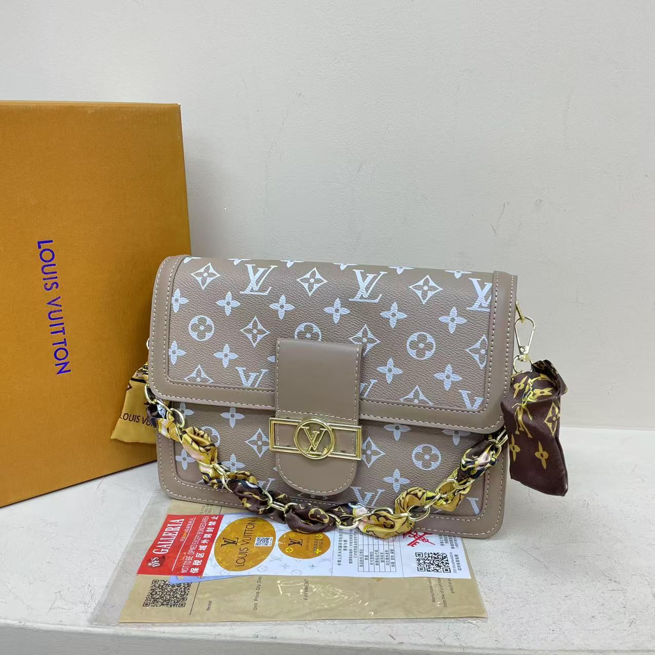 LV Daphne presbyopic shoulder crossbody bag