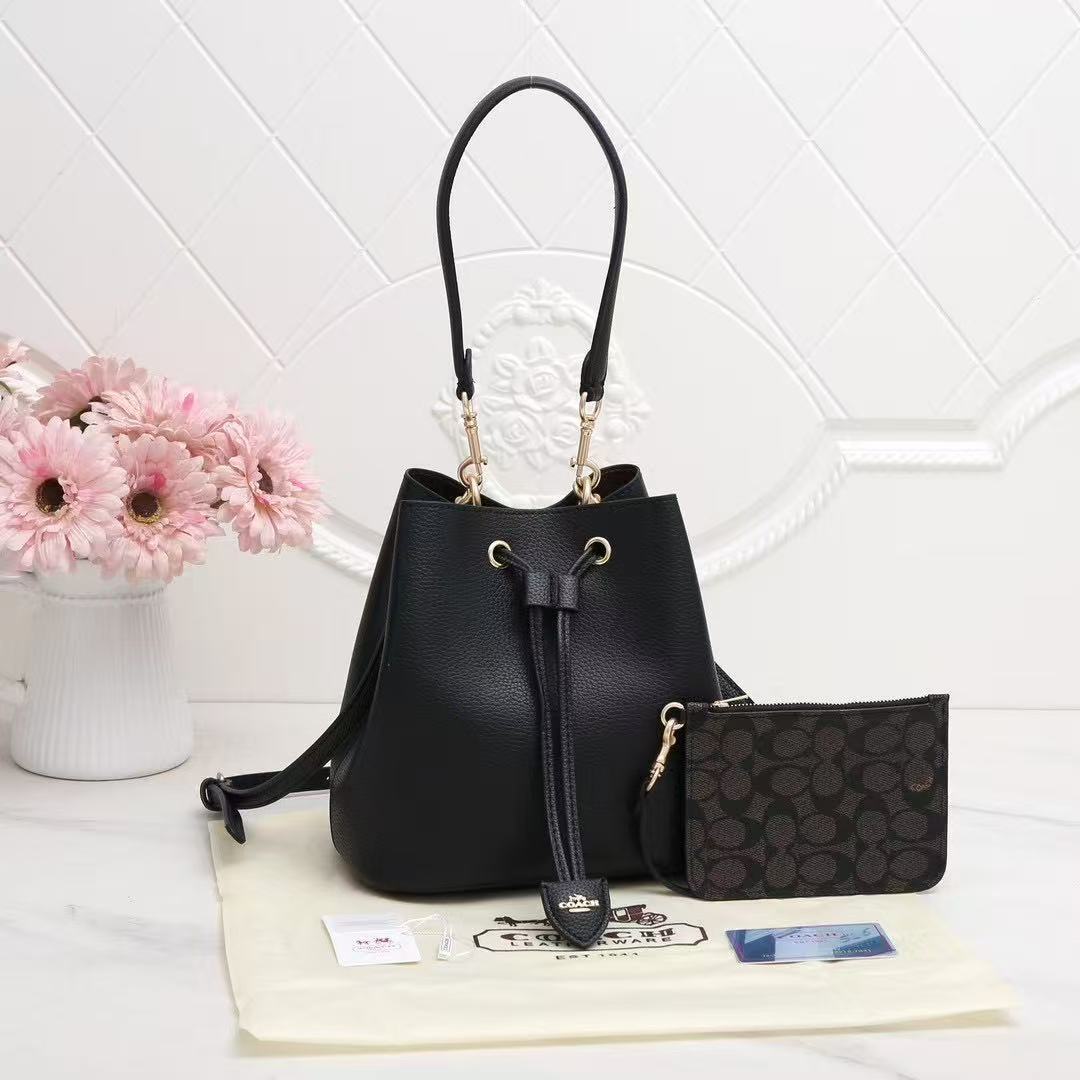 Coach bucket shoulder handbag