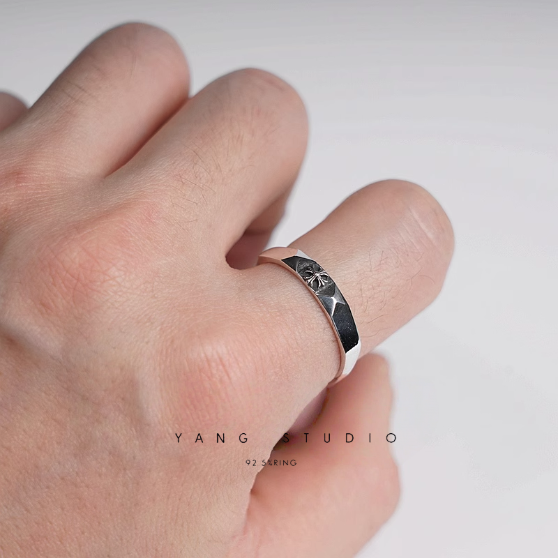 BUBBLE GUM PYRAMID CH PLUS RING