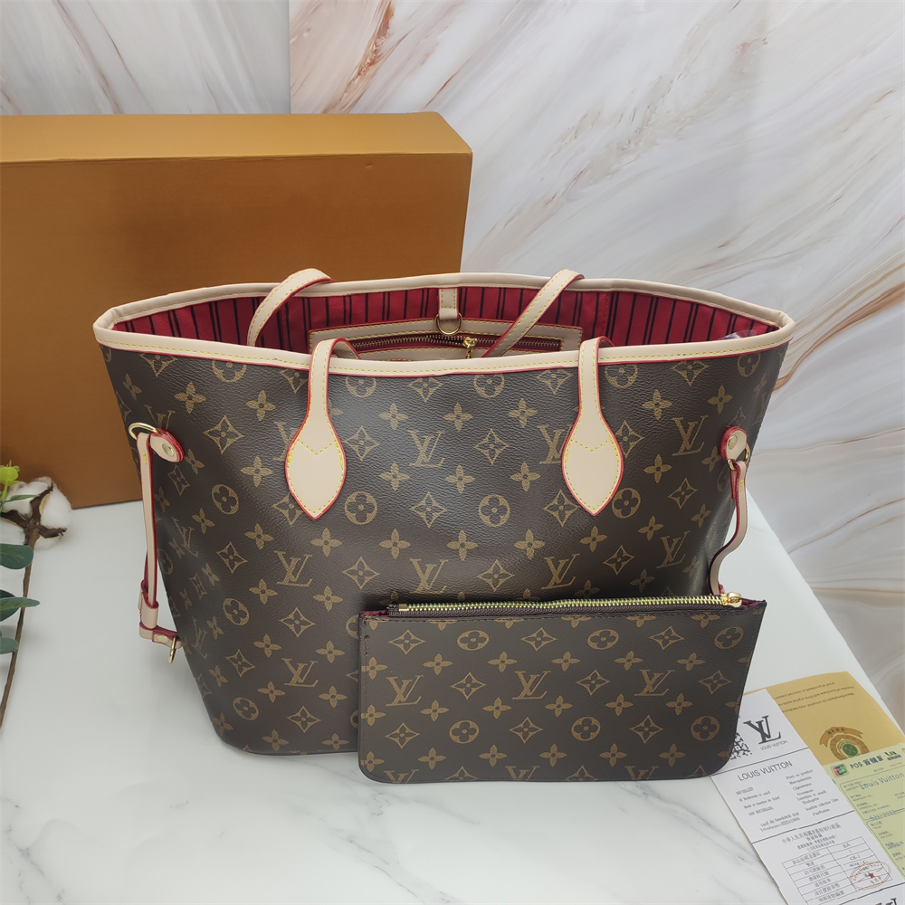 LOUIS VUITTON LV MM Monogram Neverfull Tote Bag