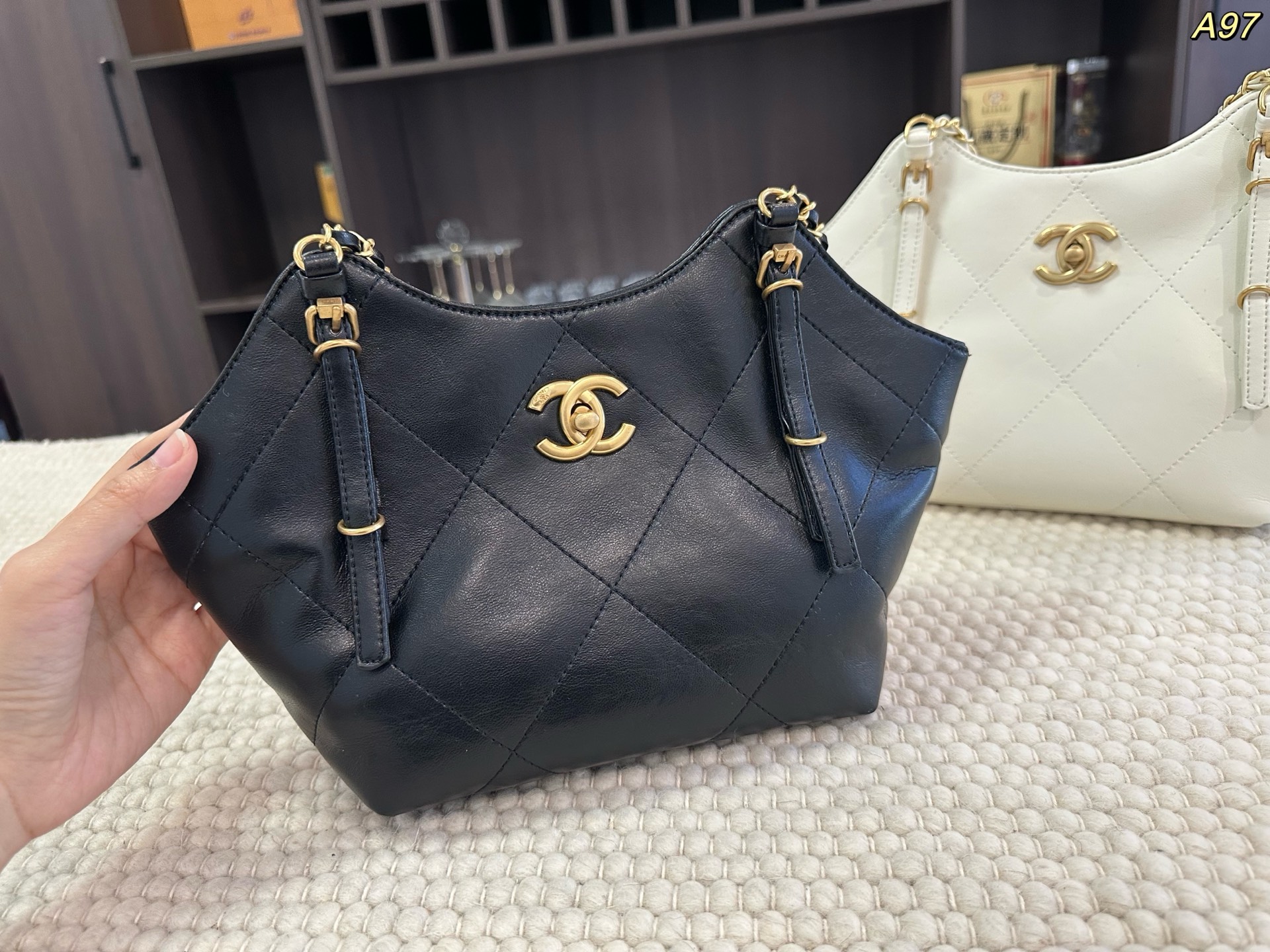 CHANEL Tote Bag