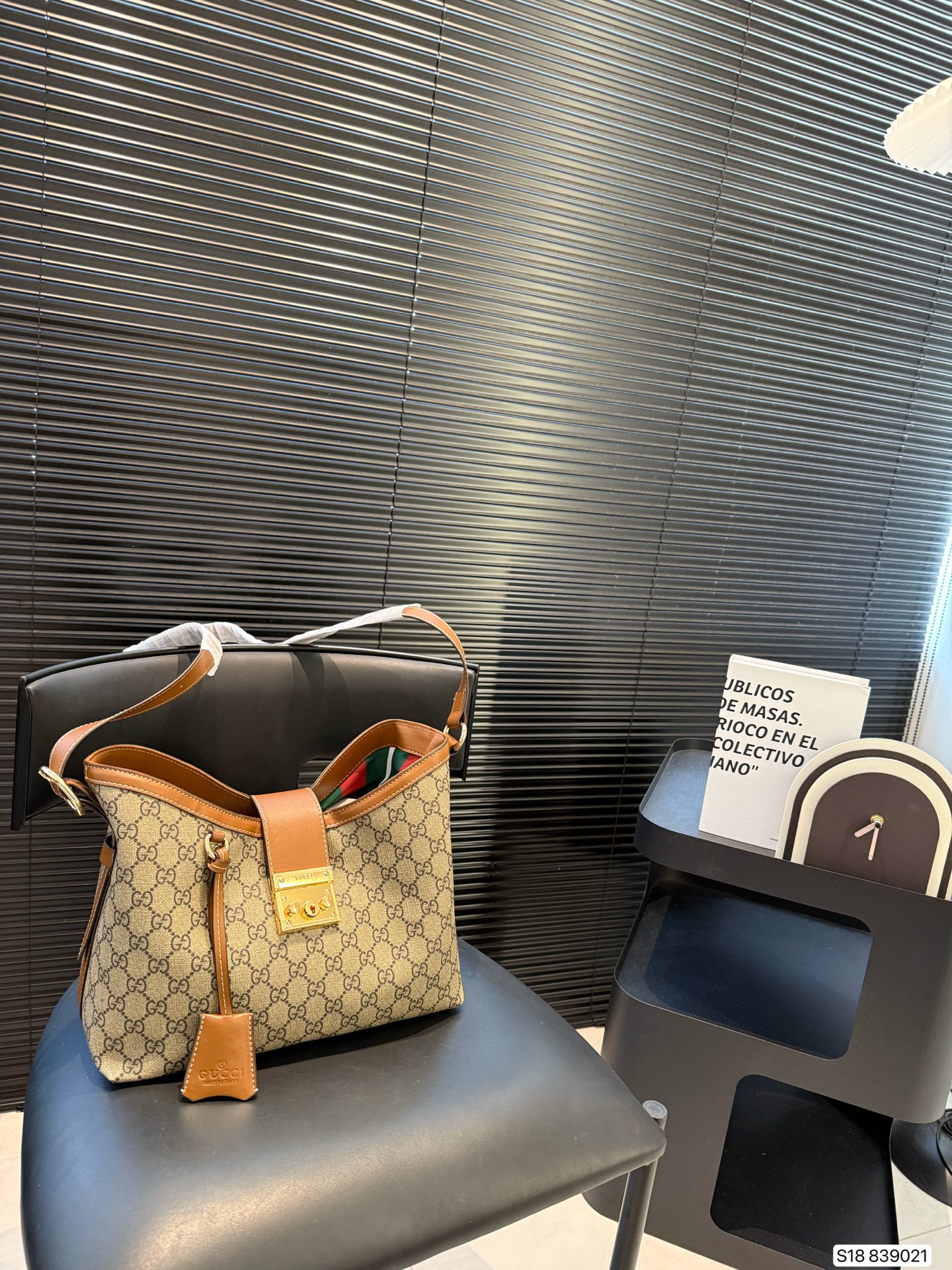 GUCCI shopping bag