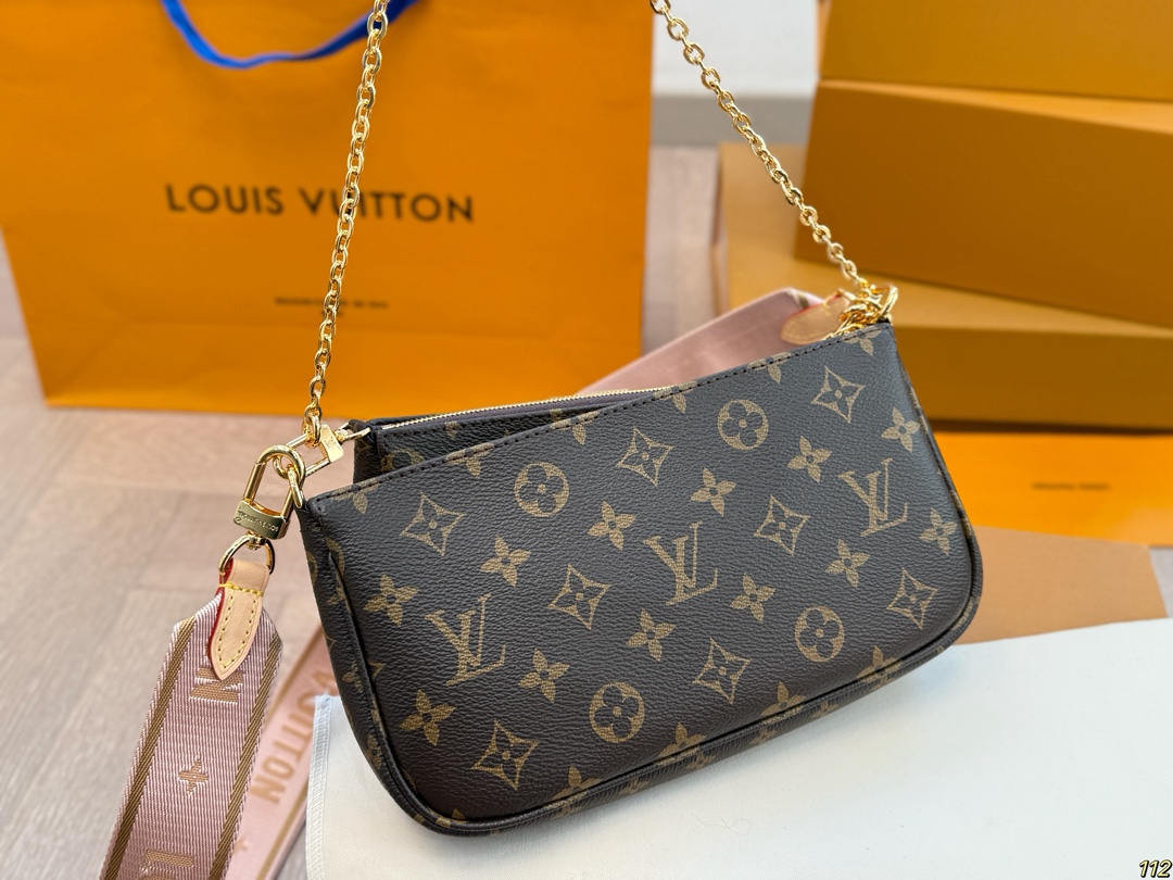LV three-in-one mahjong bag