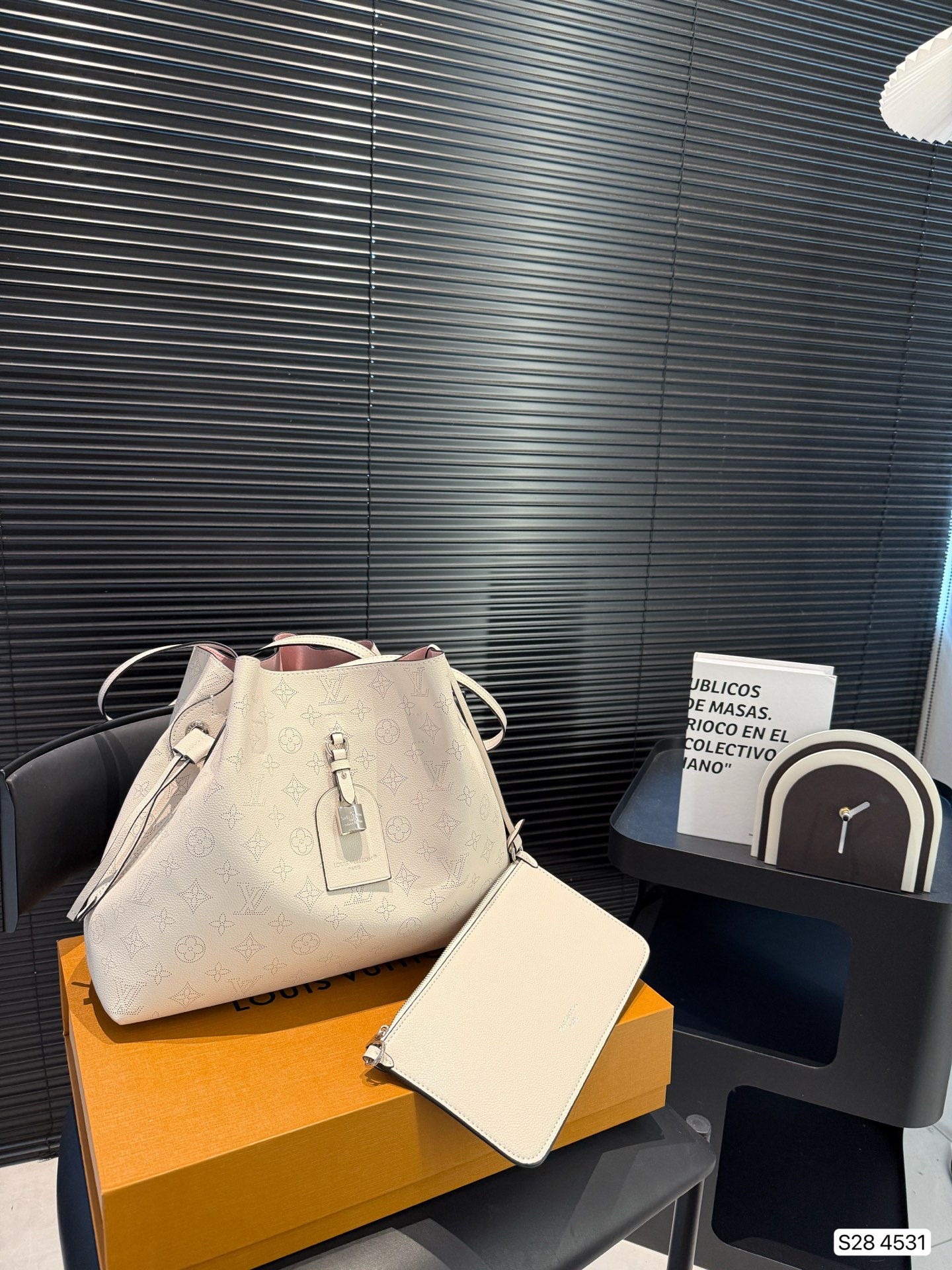 LV tote bag