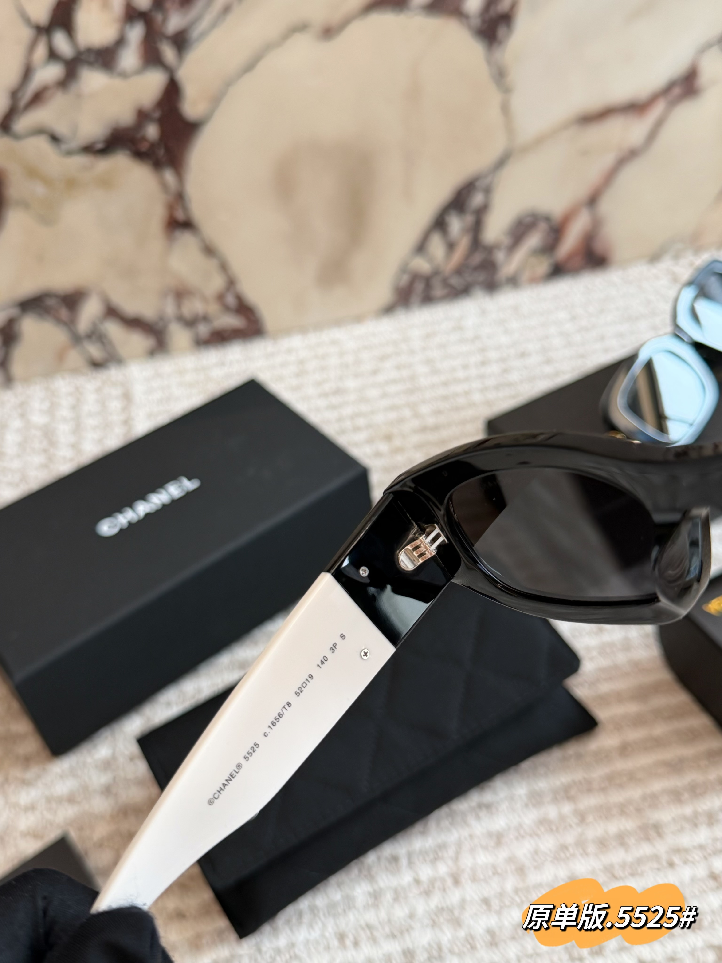 CHANEL sunglasses