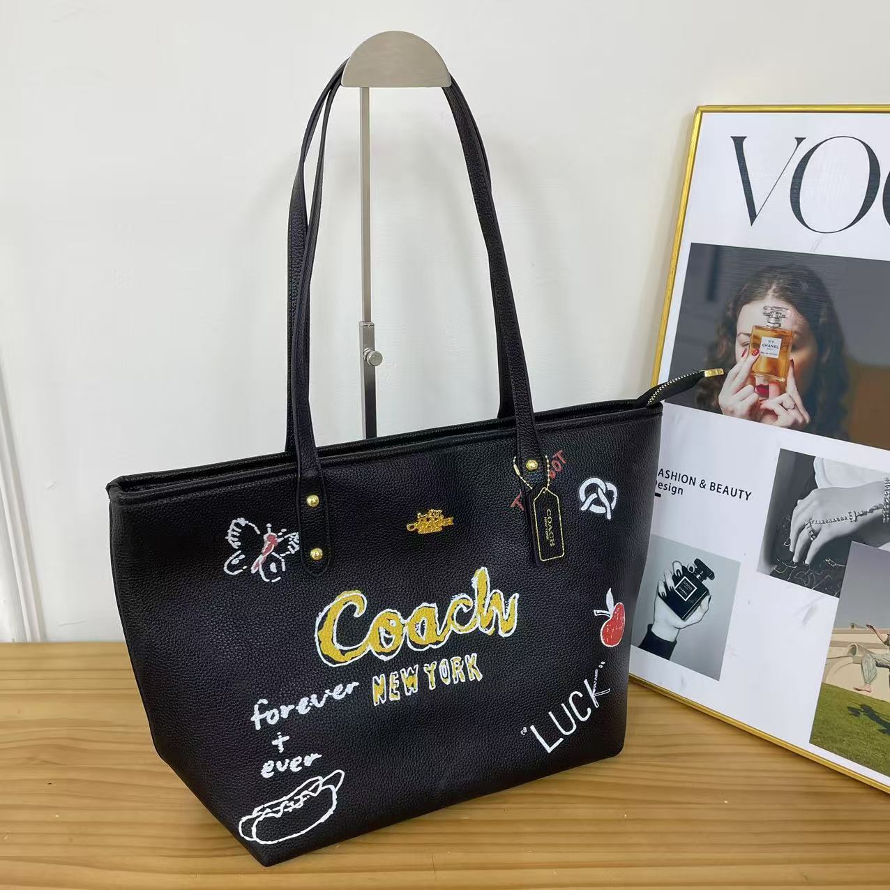 Coach shopping bag shoulder tote bag