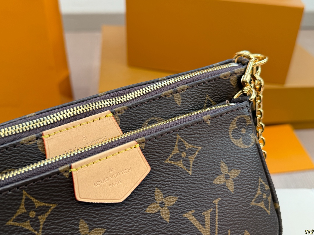 LV three-in-one mahjong bag