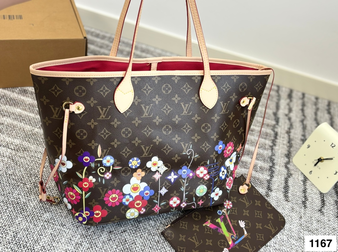 New LV shopping bag