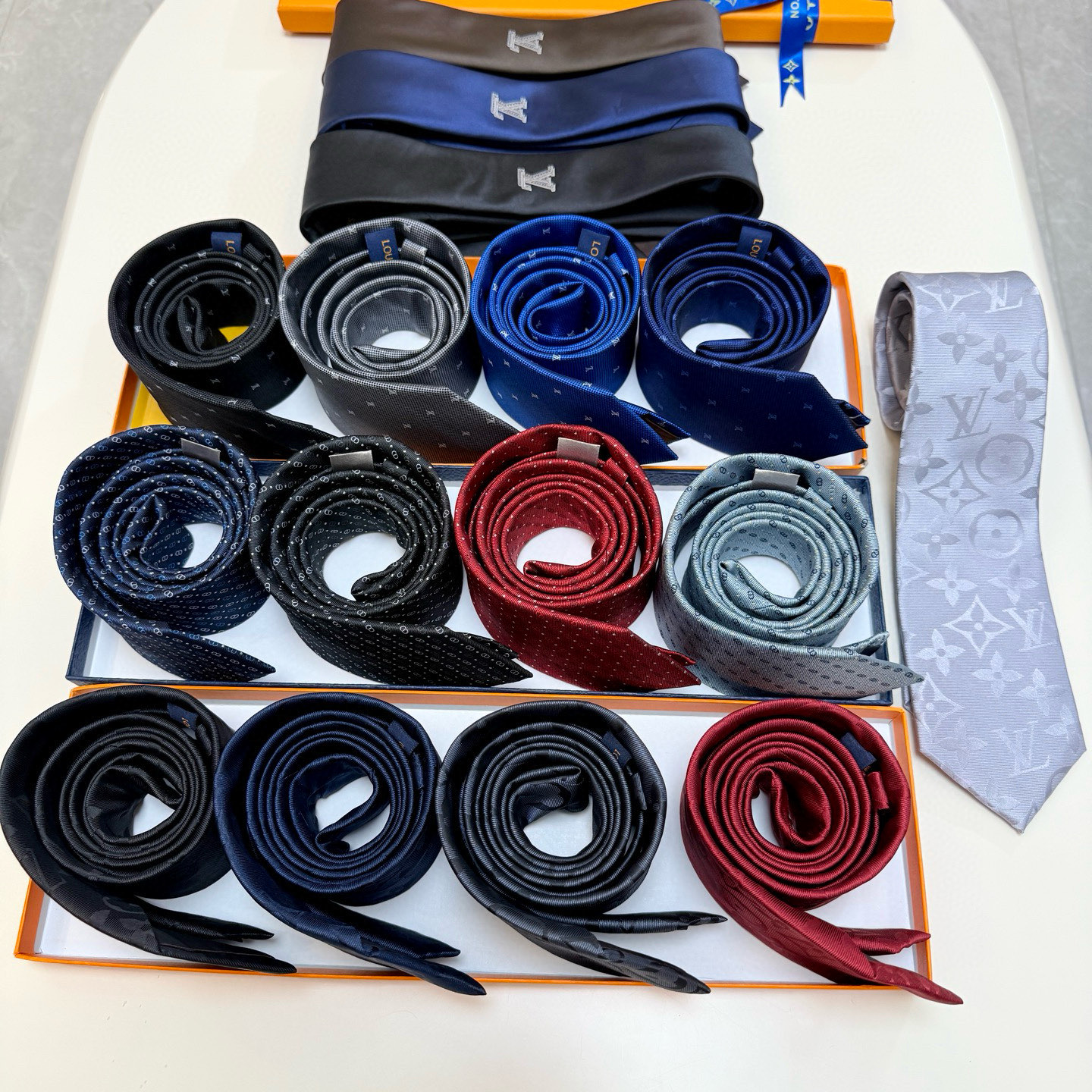 LV Men's Tie