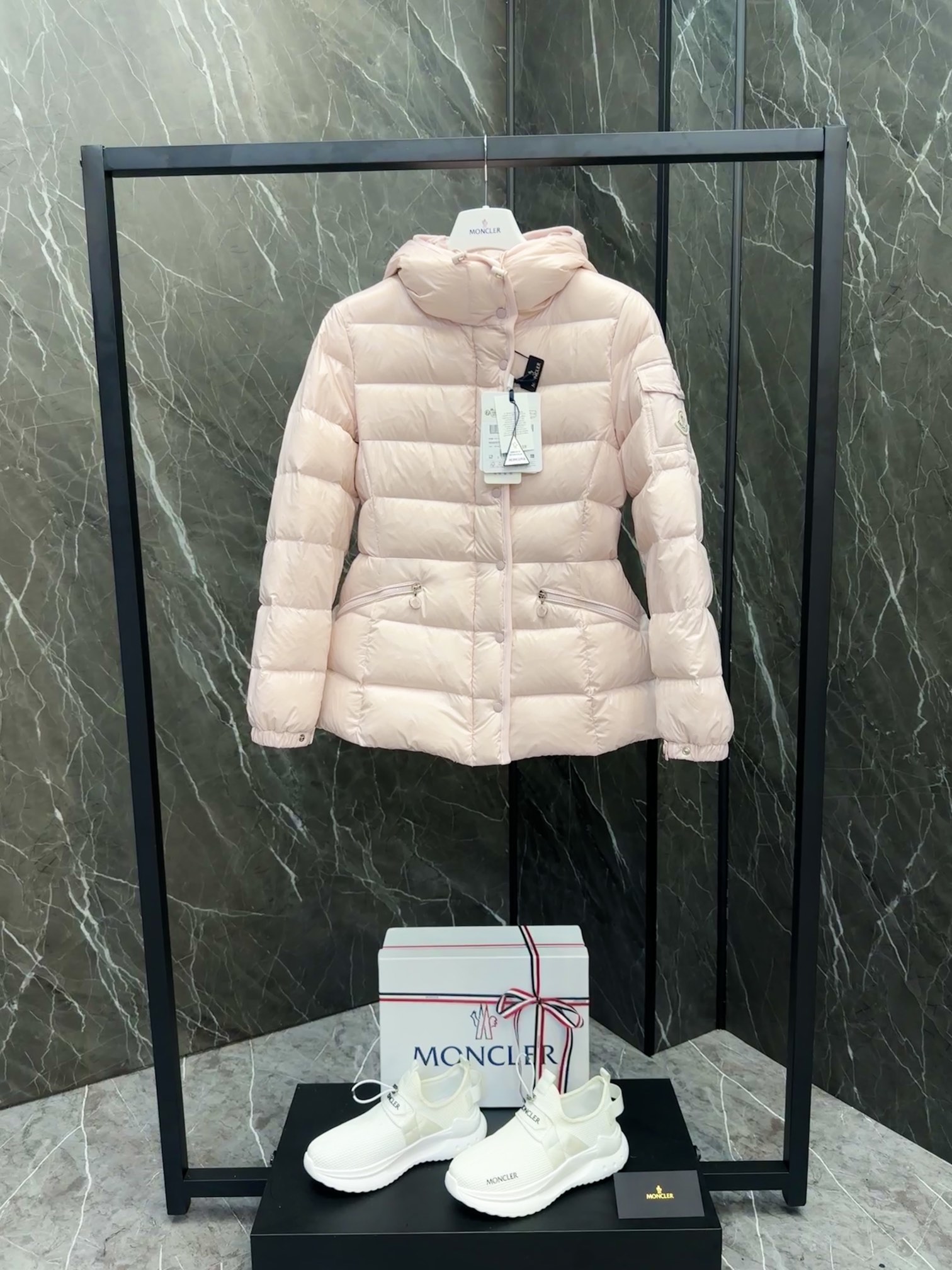 Moncler Barante Down Jacket