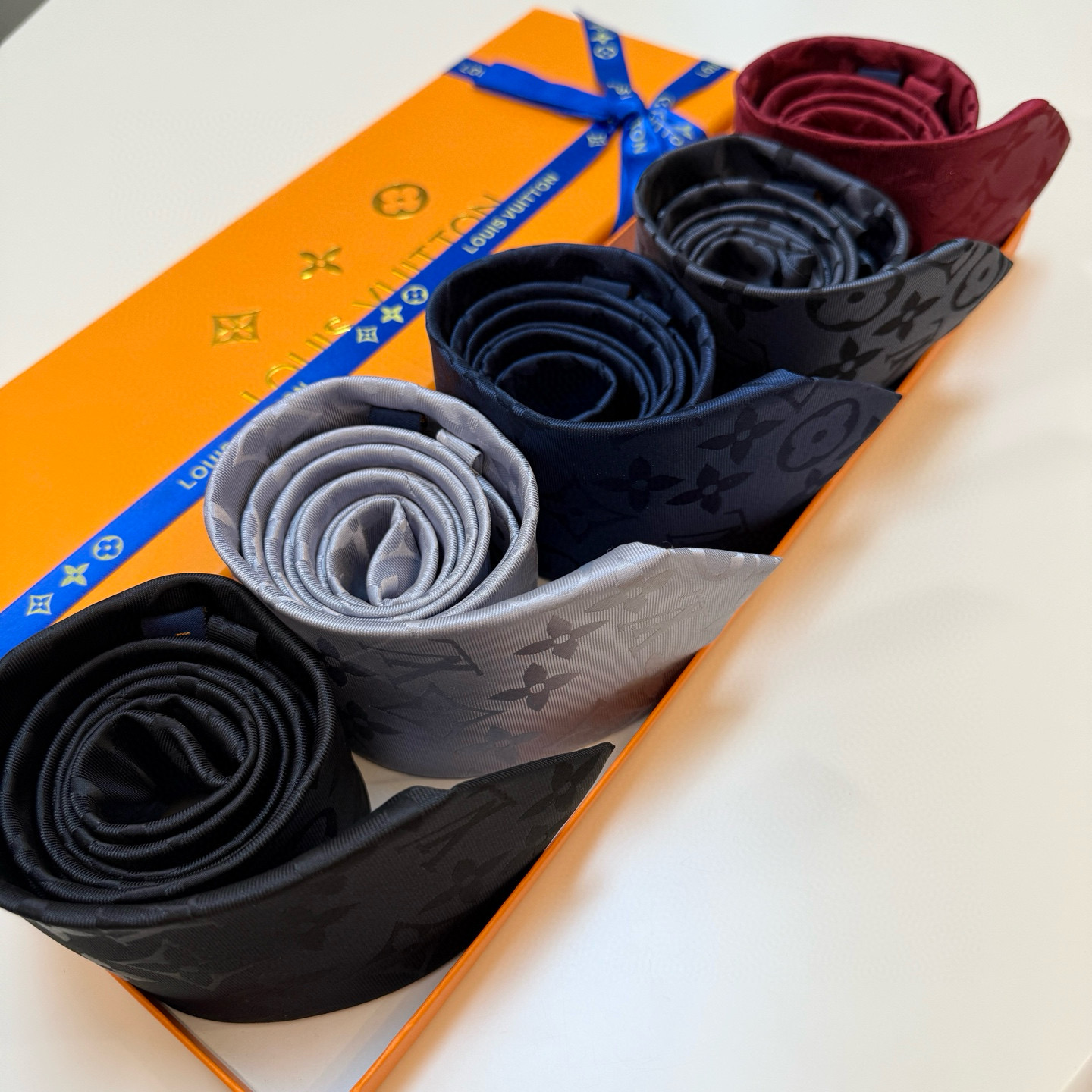 LV Men's Tie