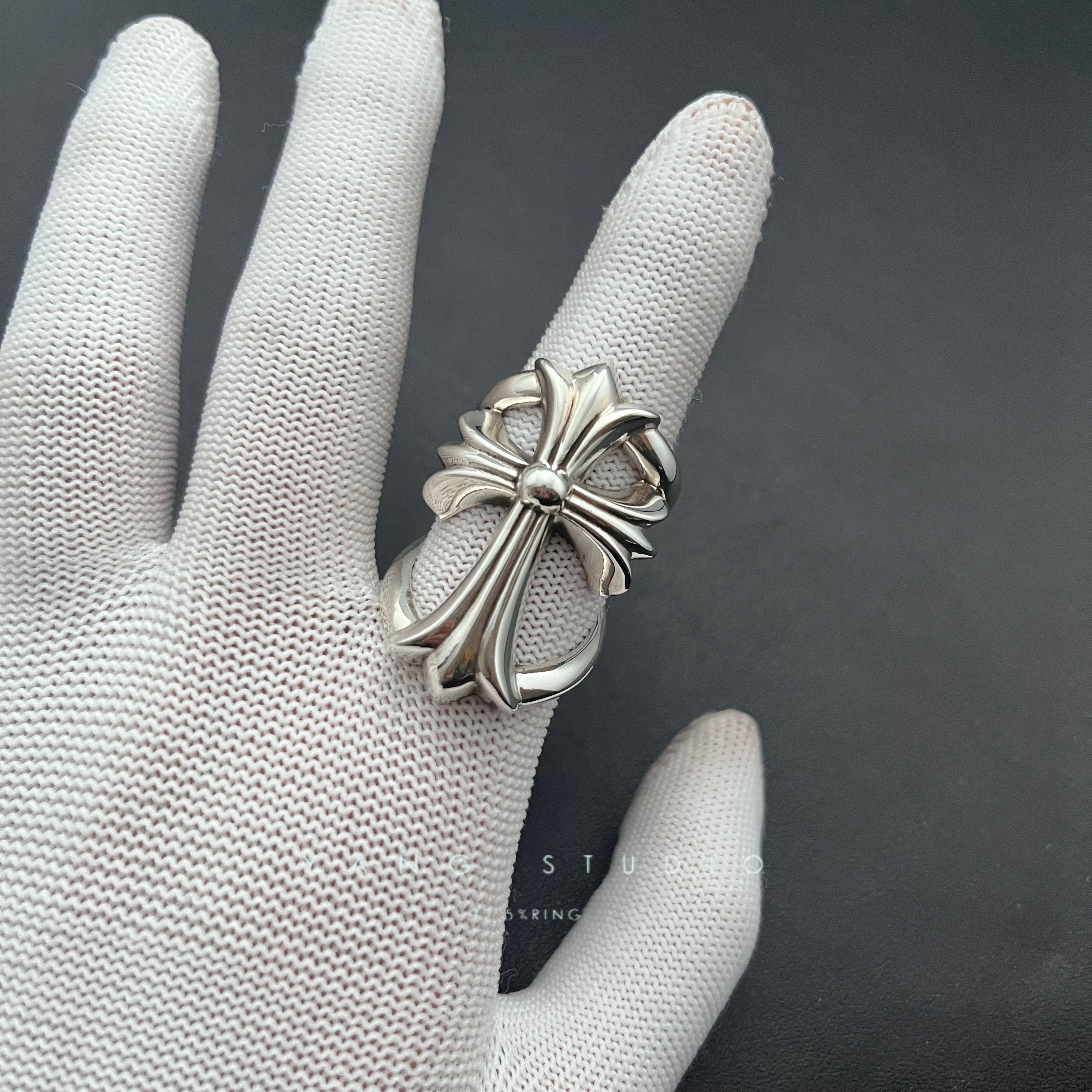 INFINITY CROSS RING