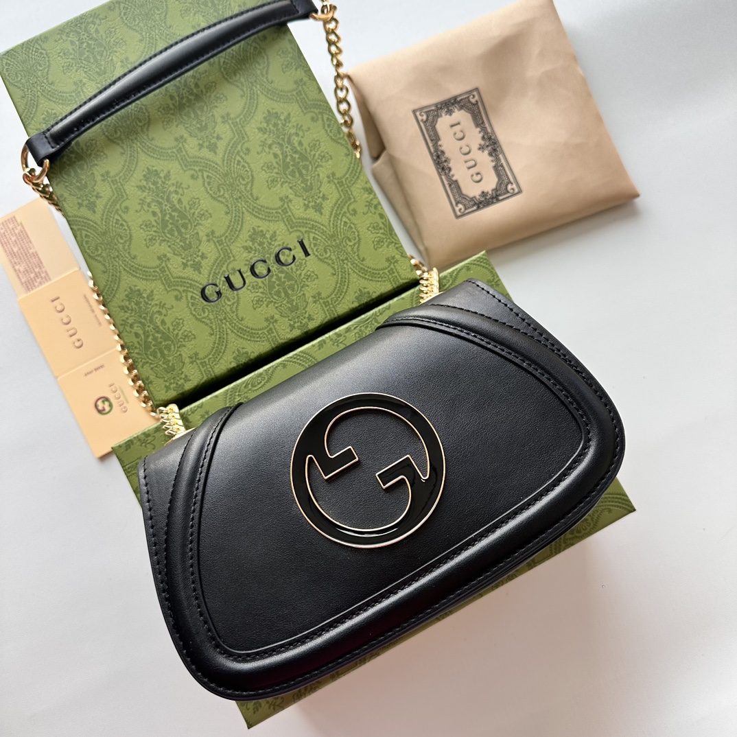 Gucci chain crossbody shoulder bag