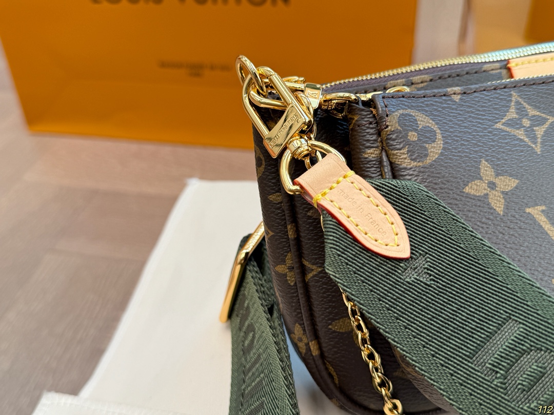 LV three-in-one mahjong bag