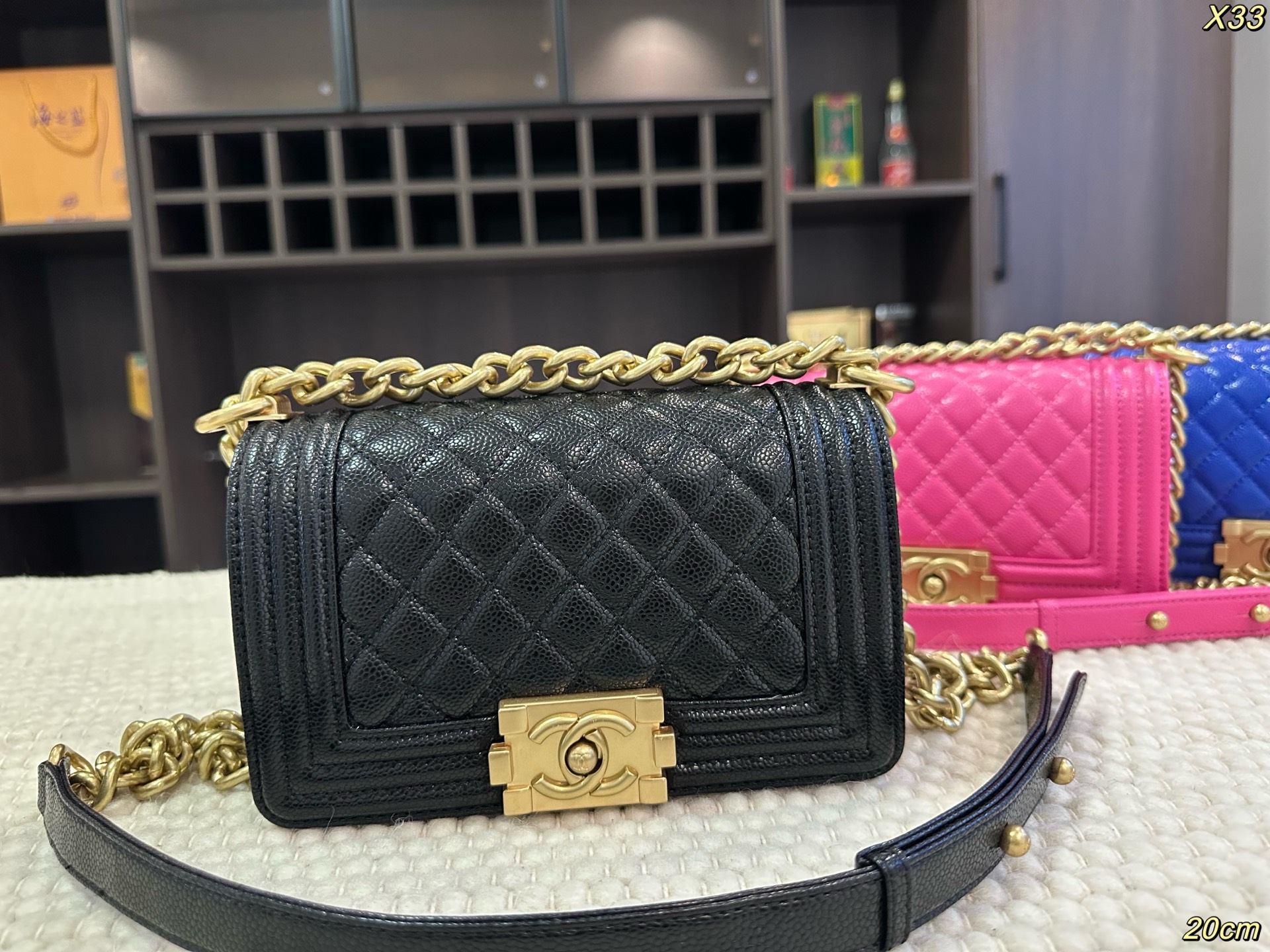 CHANEL chain shoulder crossbody bag