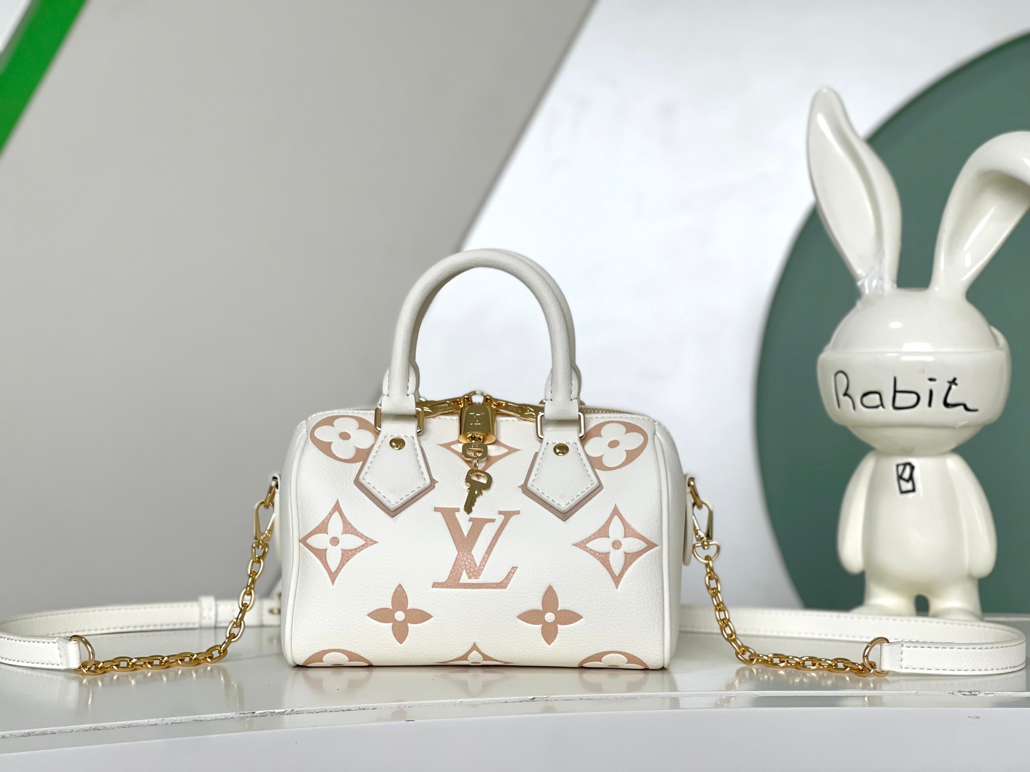 Top version LV Speedy Bandoulière 20 Monogram Empreinte Toron bag