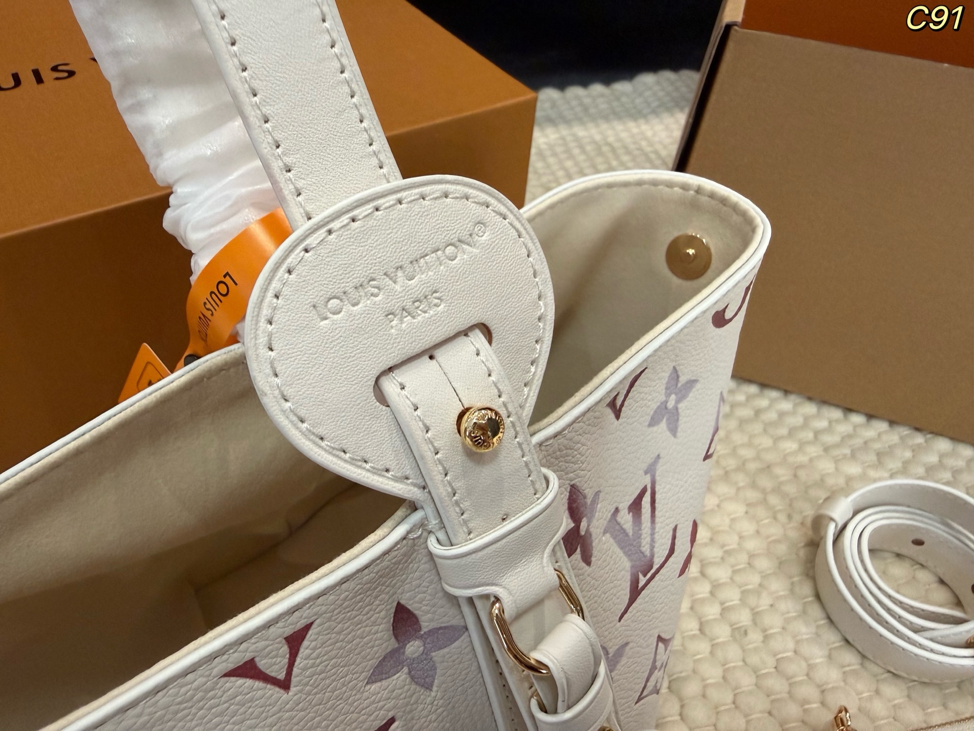 LV all in bb Bucket bag