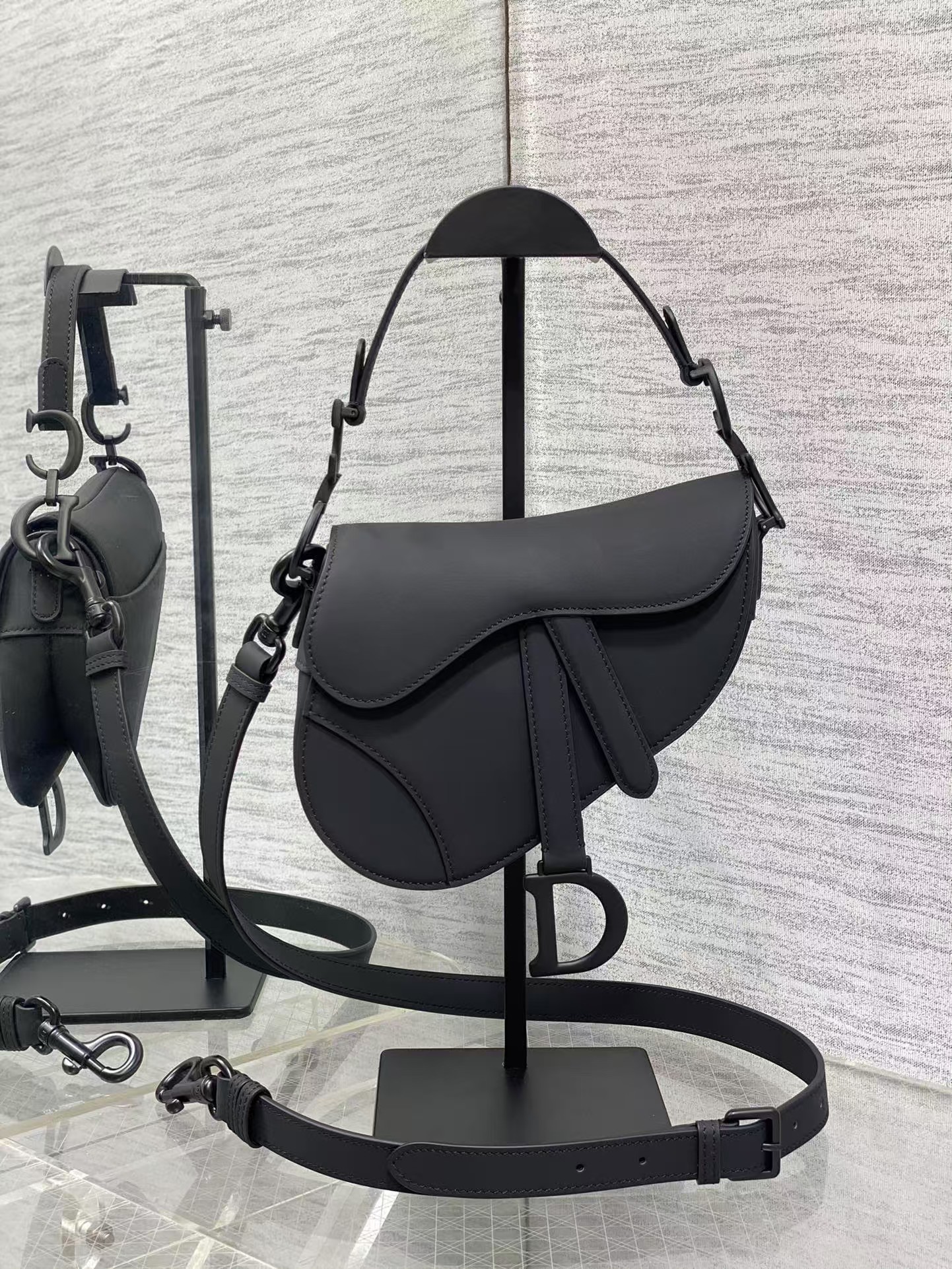12a quality dior saddle bag