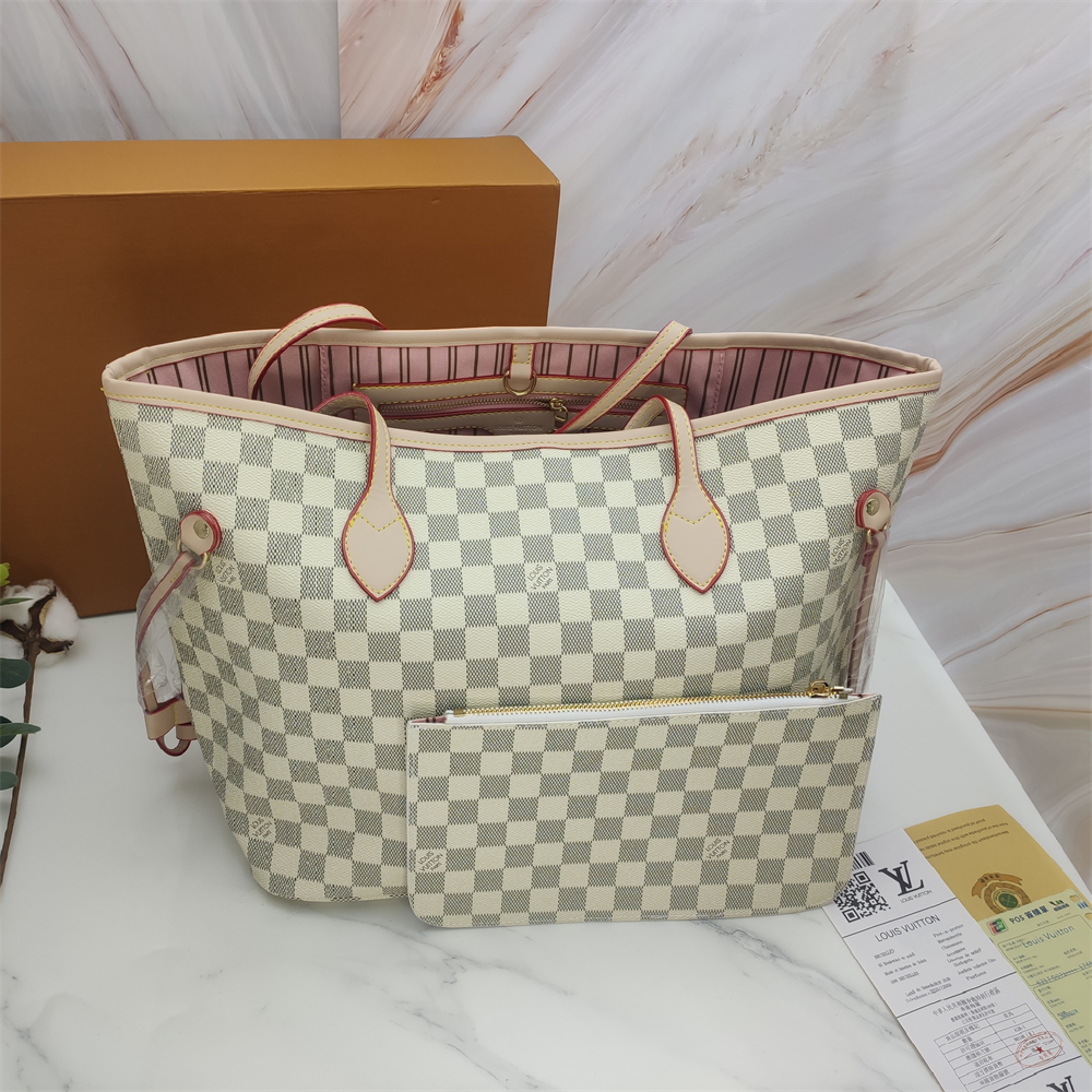 LOUIS VUITTON LV MM Monogram Neverfull Tote Bag