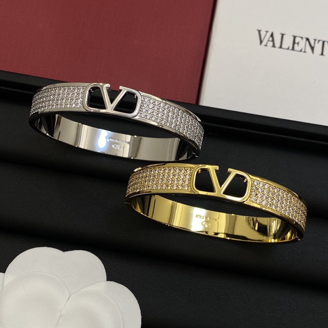 Valentino bracelet