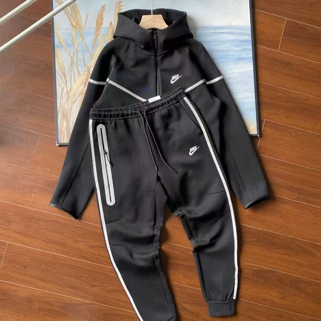 Nike outdoor sport pullover jacket set