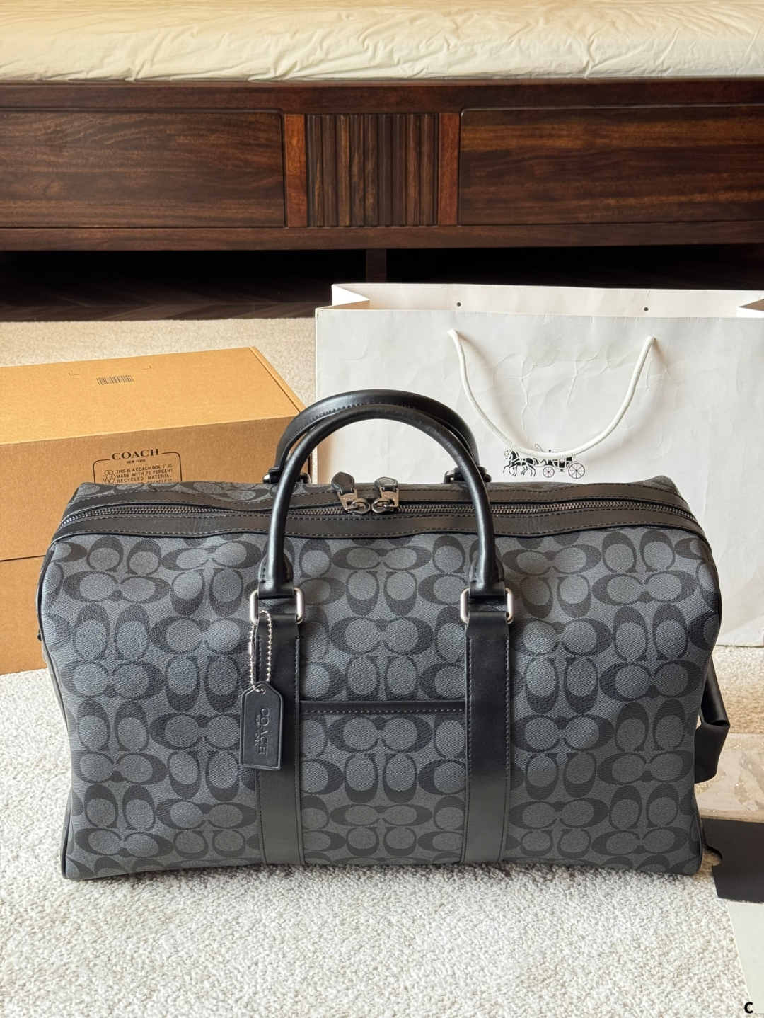 coach men's versatile travel bag