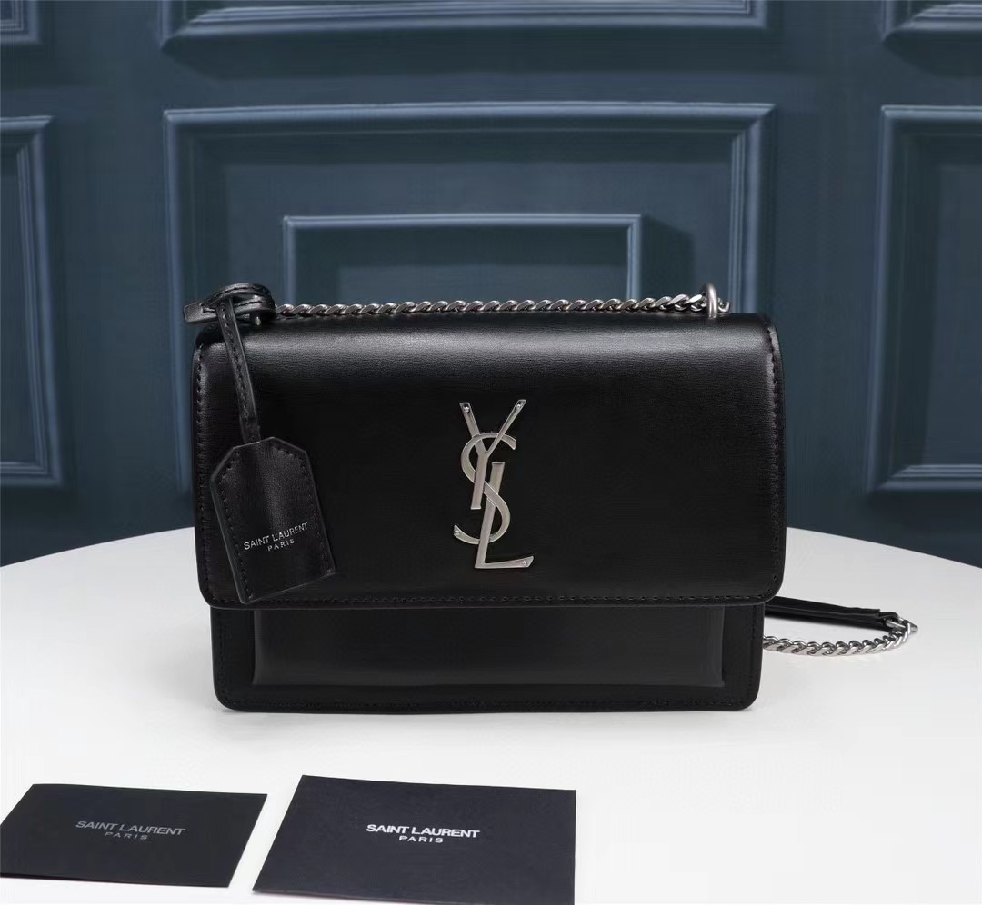Top Quality YSL Saint Laurent  Grained Calfskin Medium Monogram Handbag