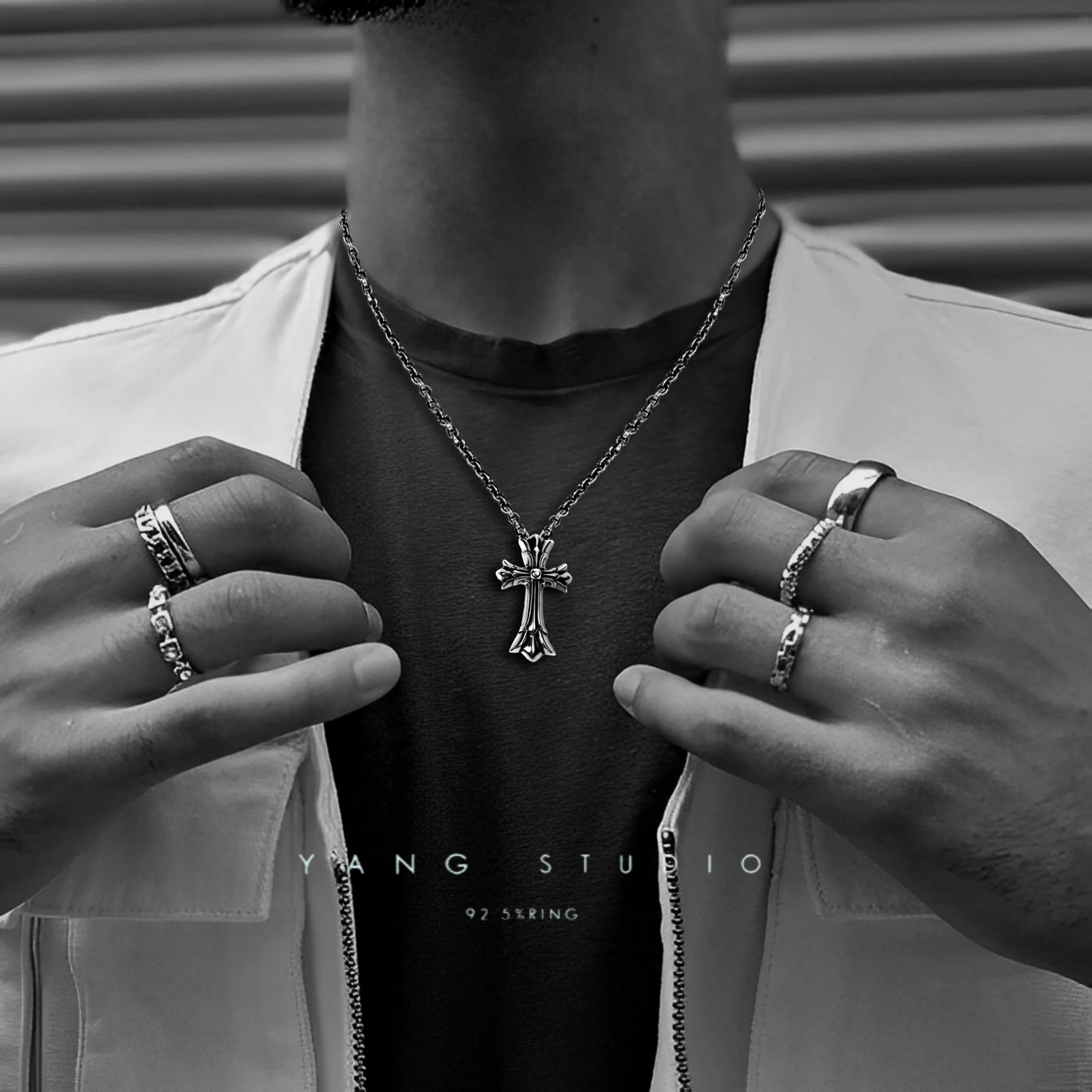 SMALL DOUBLE CROSS PENDANT