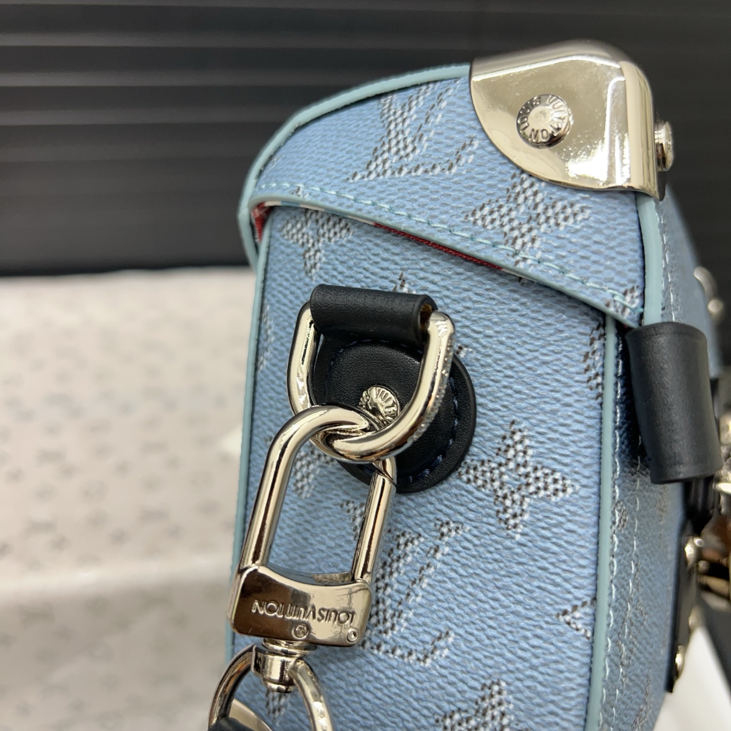 LouisVuitton box bag