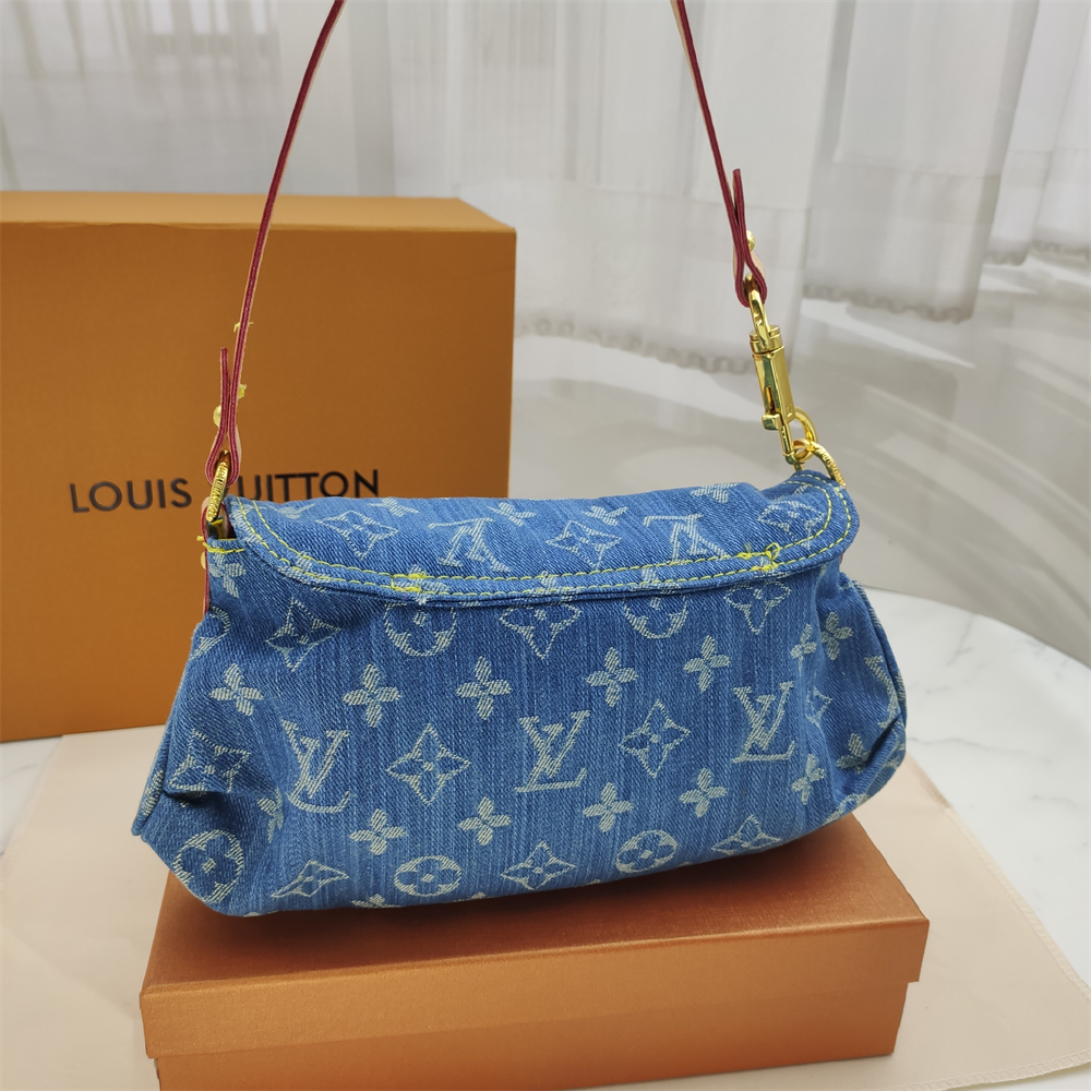 LV Cowboy Underarm Bag 26cm