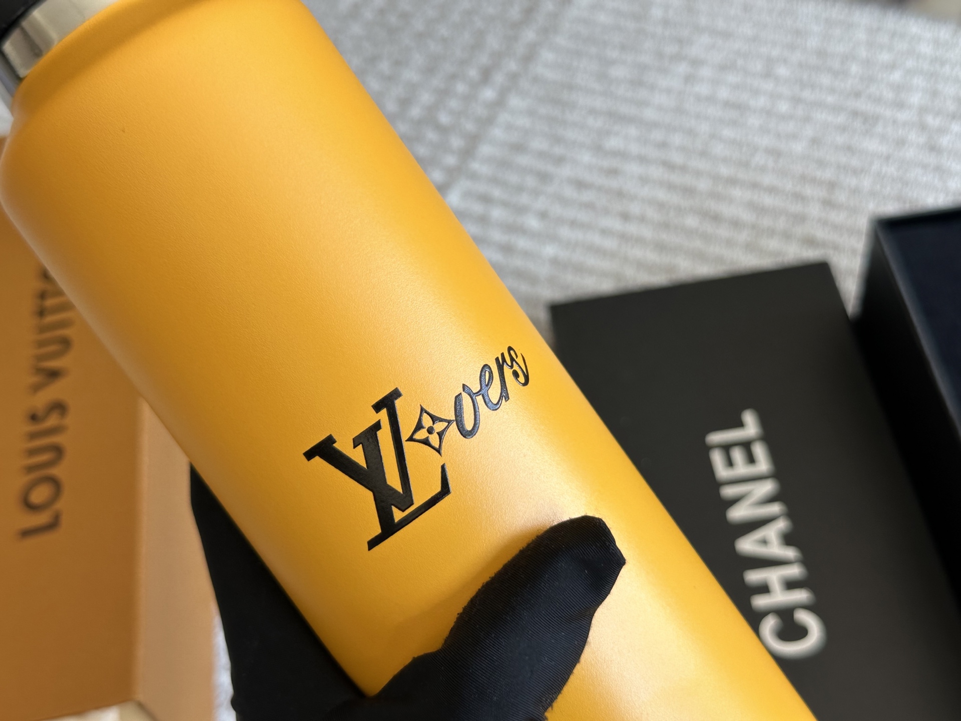 LV water cup