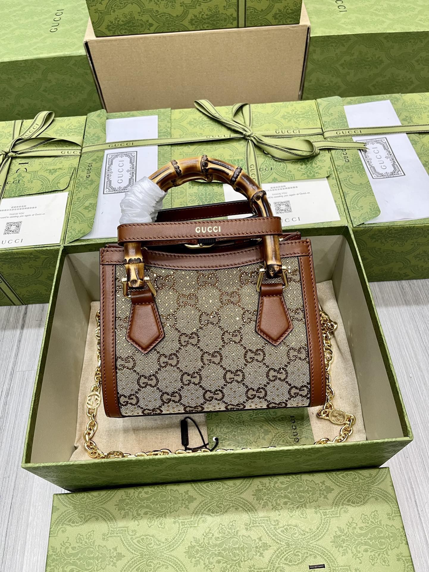 Gucci slub show bag