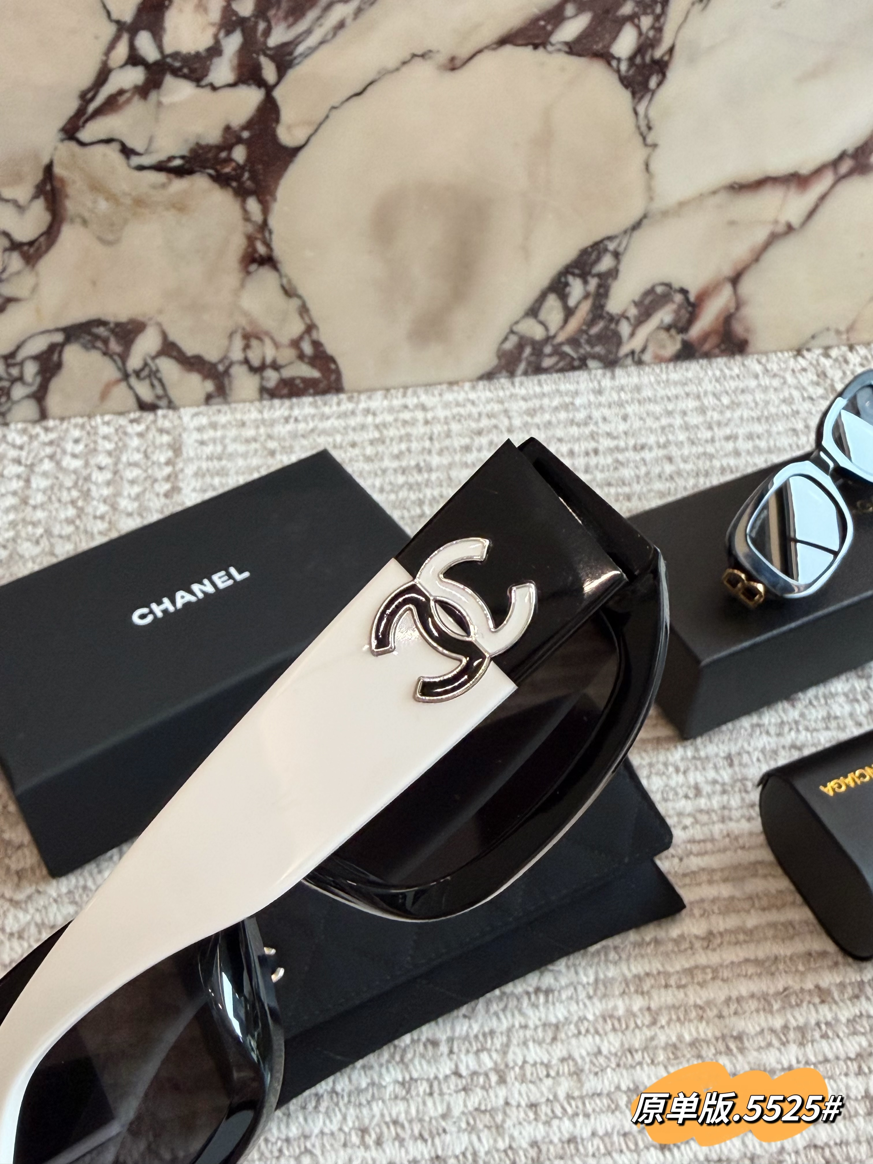 CHANEL sunglasses