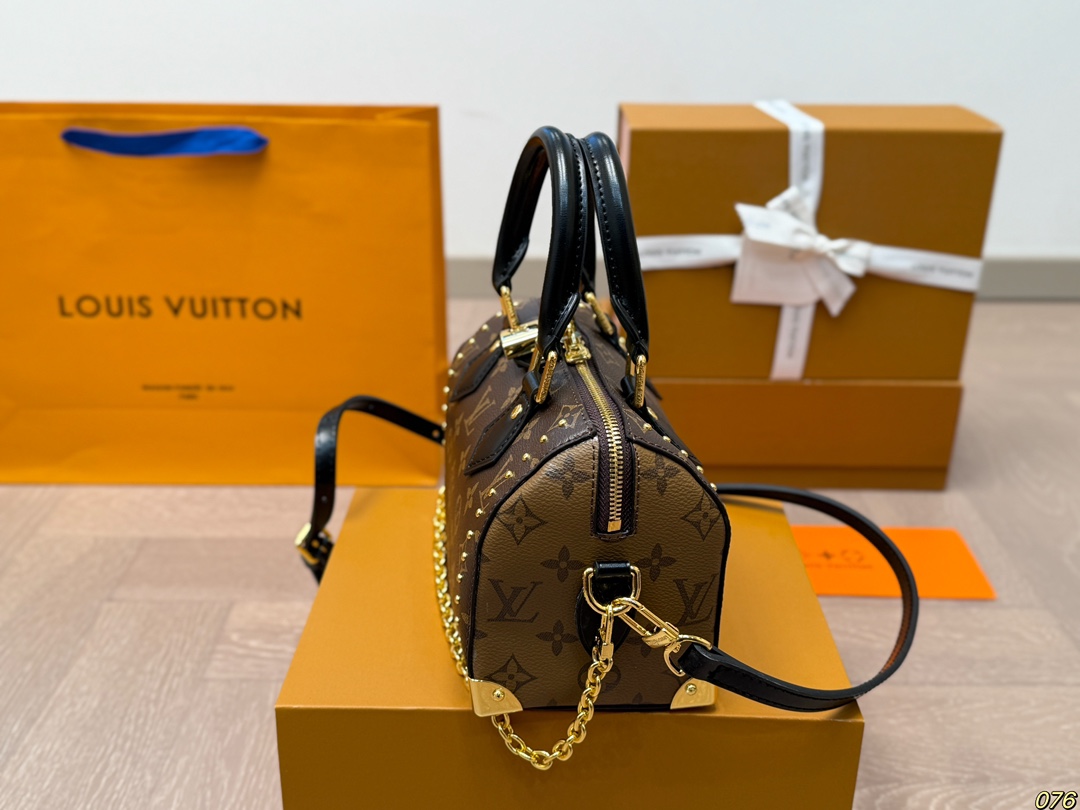 LV old flower pillow bag