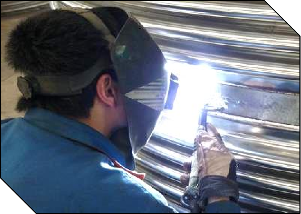 Weld of pipe and bellows