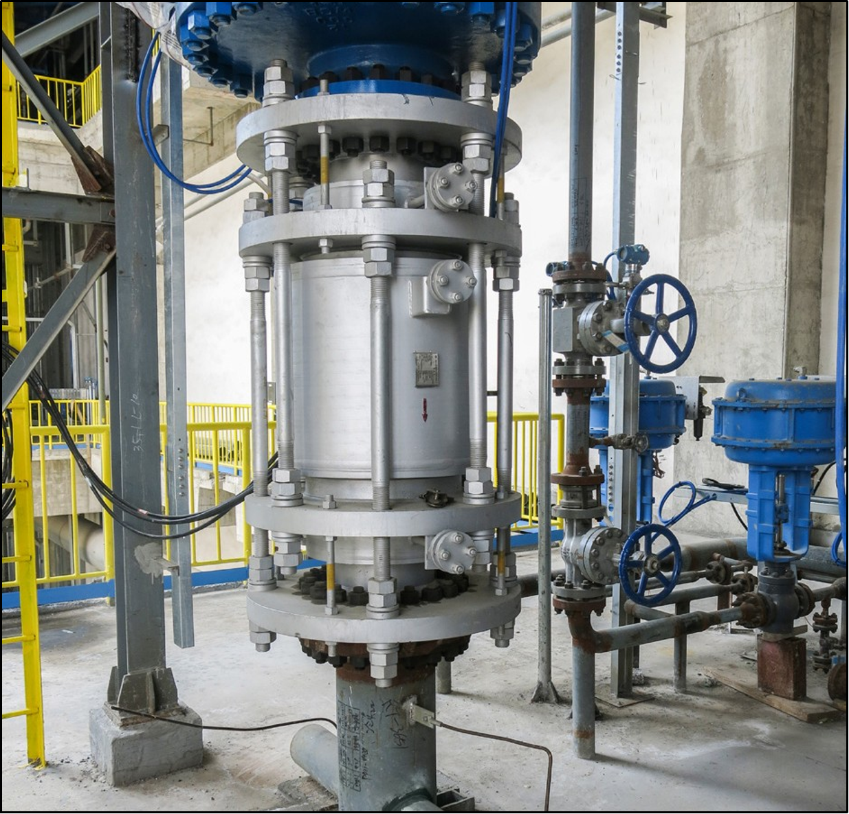 High pressure expansion joint for coal gasification unit