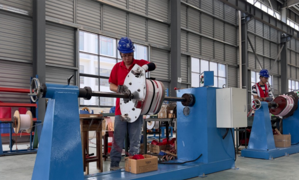 Low-Voltage Winding Equipment