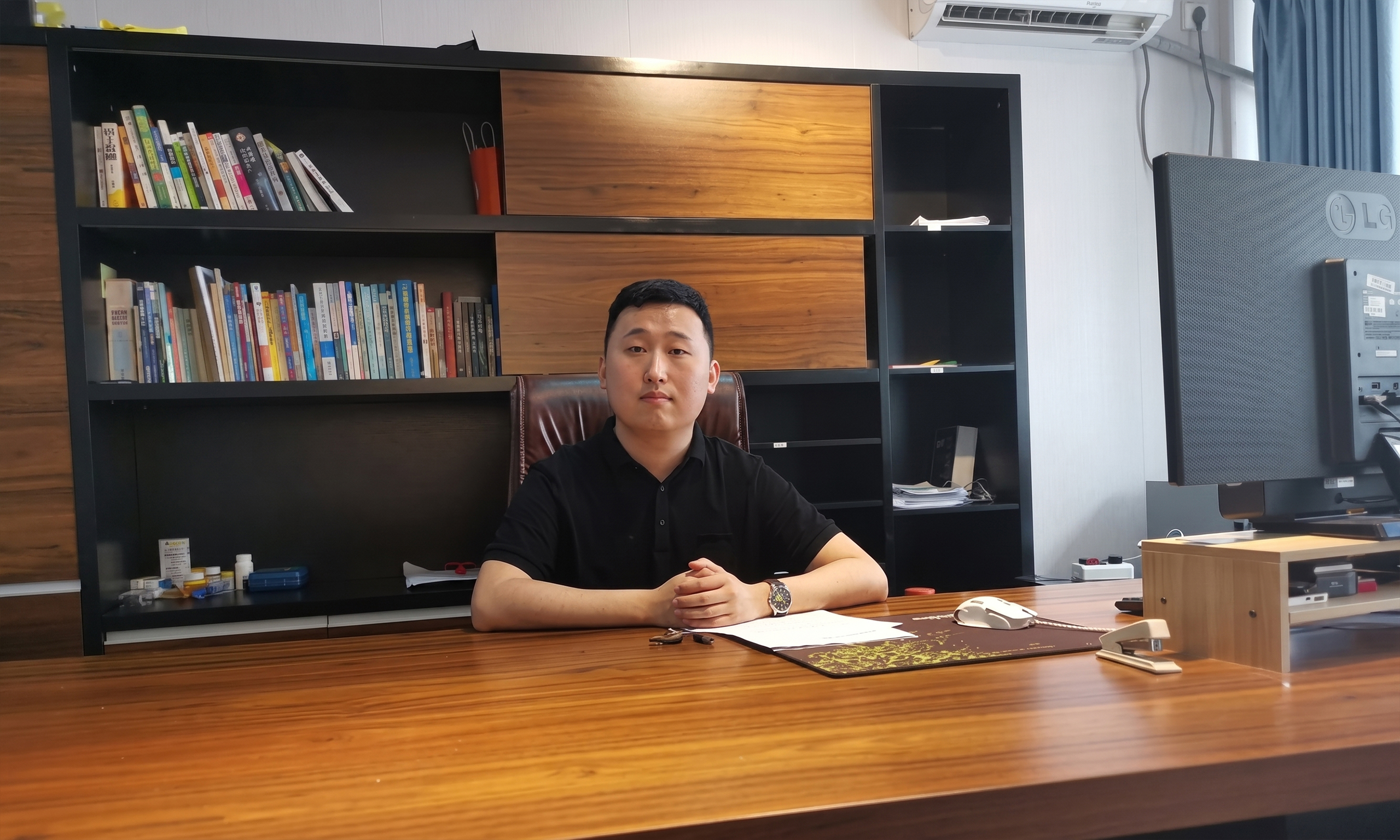 Chairman Feng Yipeng